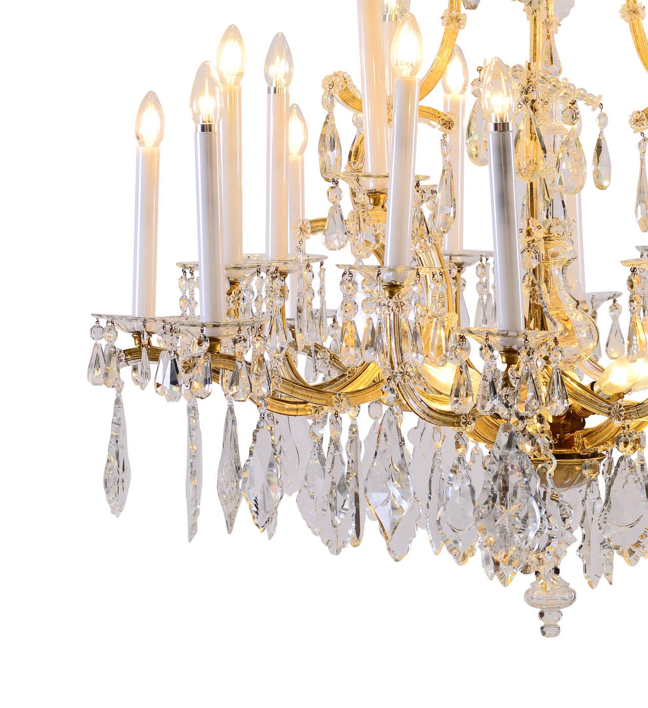Laiton Lustre original en cristal Lobmeyr Maria Theresien, richement décoré 28 Lights en vente