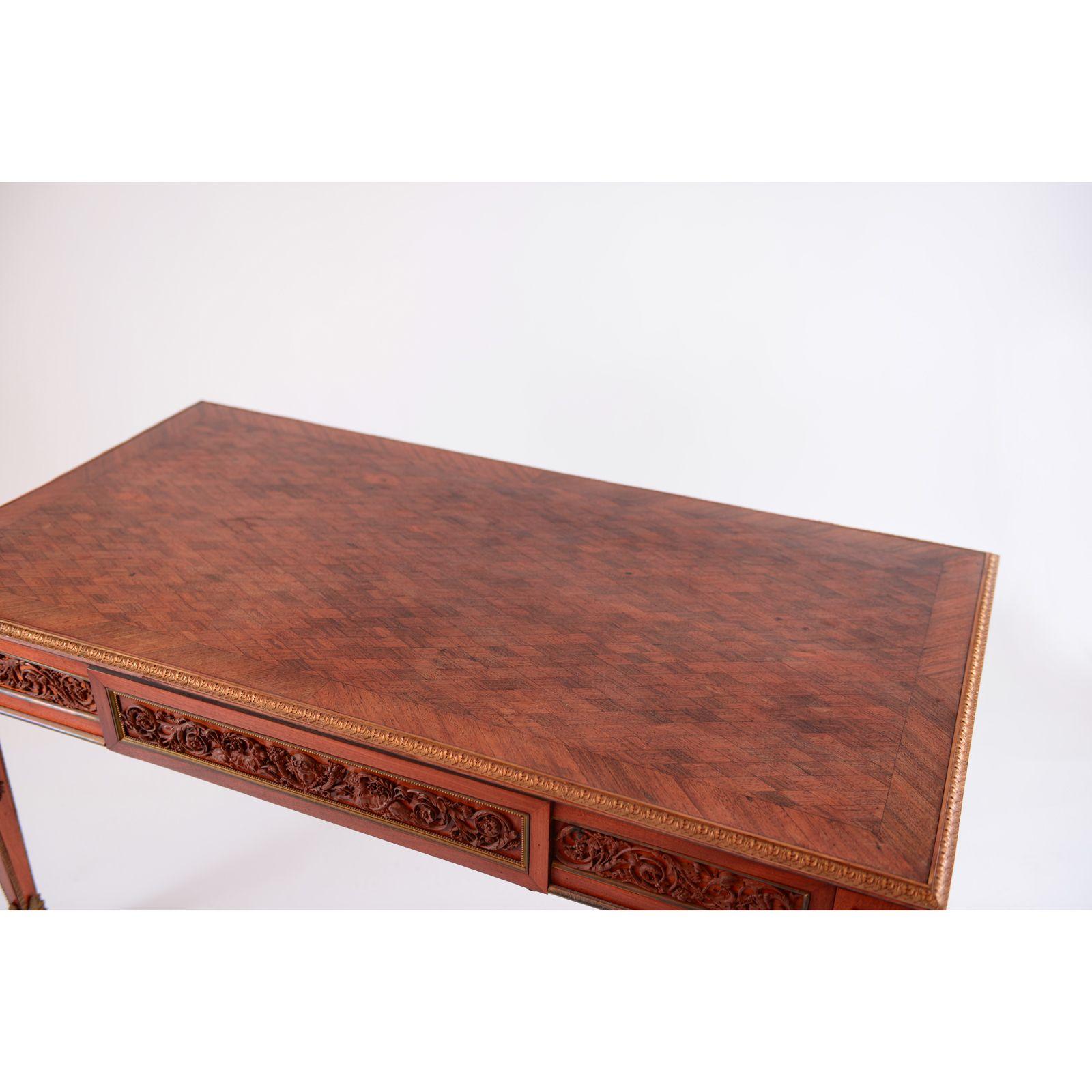 Mesa original de caoba estilo Louis Seize, principios del siglo XX Luis XVI en venta