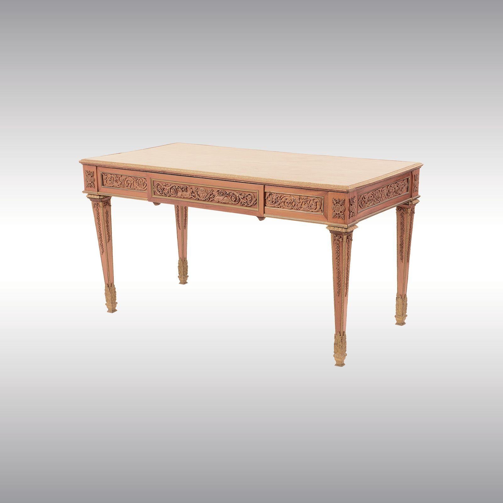 Mesa original de caoba estilo Louis Seize, principios del siglo XX Austríaco en venta