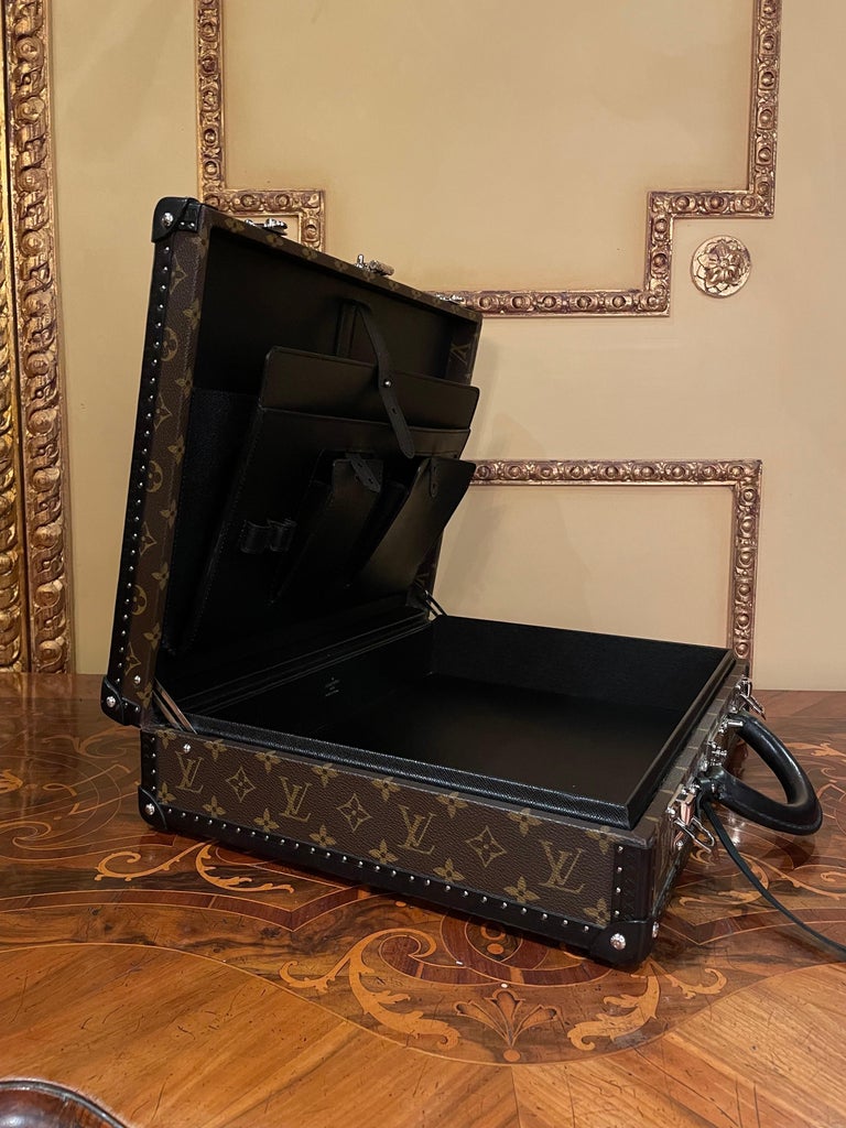 Louis Vuitton Monogram Macassar President Briefcase