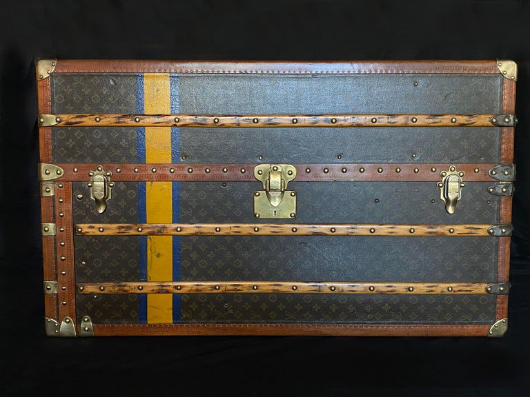 20th Century Original Louis Vuitton Monogrammed Steamer Trunk, Fully Complete with All Pieces For Sale