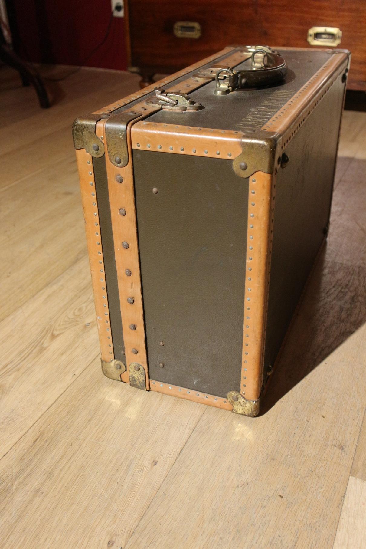 Original Louis Vuitton Suitcase from the 1920s 4