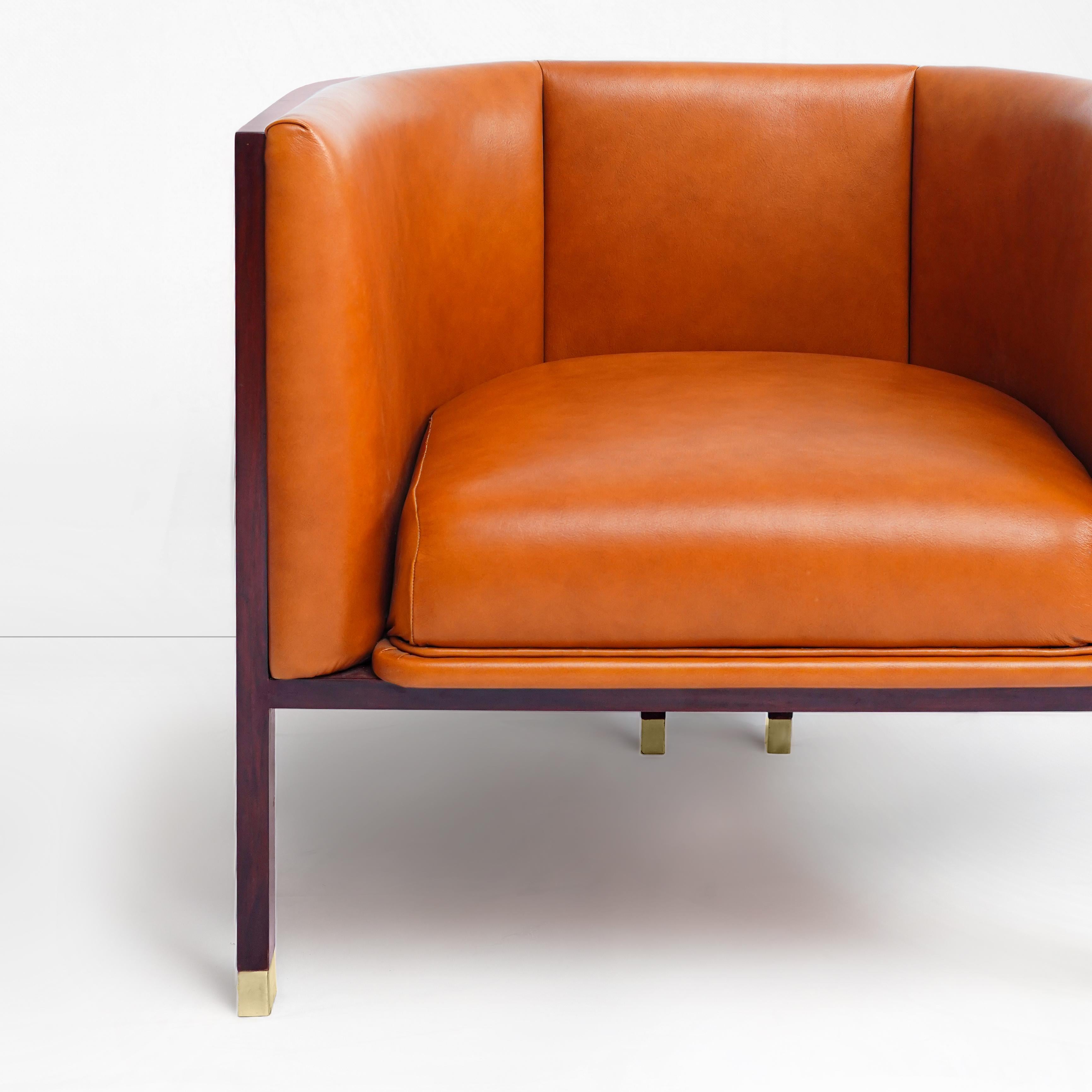 Original-Loungesessel, Barrel Chair, runder Rückenlehne, kühn, modern, Nussbaumholz (Moderne) im Angebot