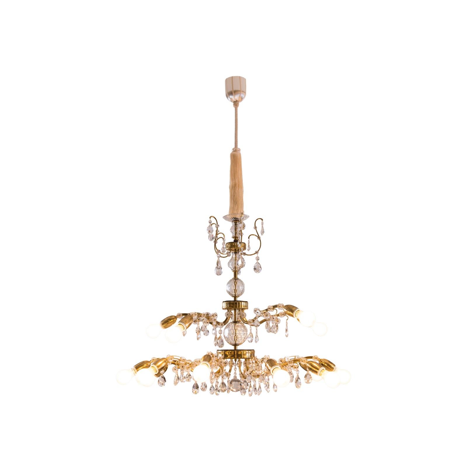 Austriaco Magnifico lampadario Lobmeyr originale della metà del secolo scorso, 1950-1960 in vendita