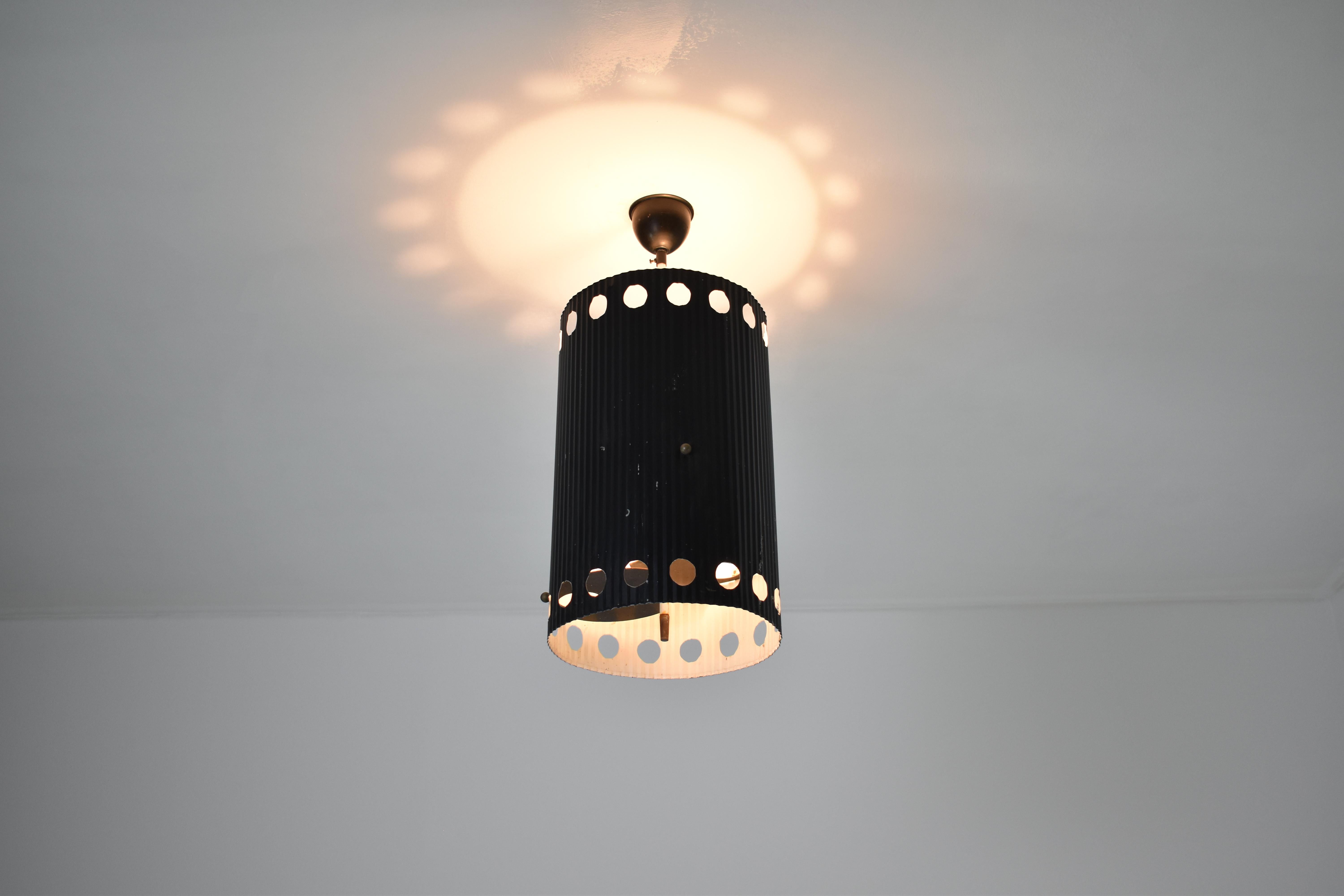 Mid-Century moderno Ciondolo 