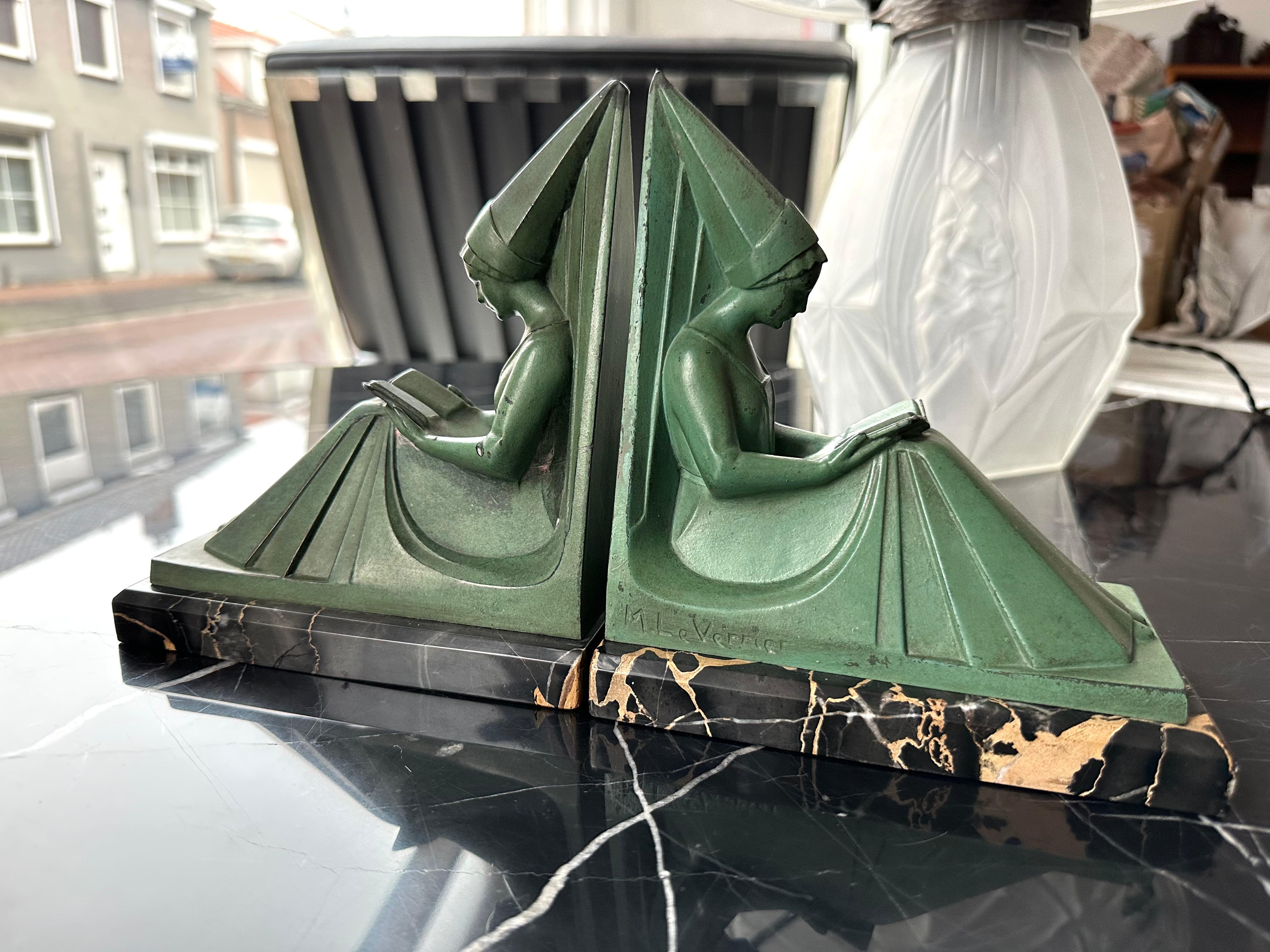 Original Max Le Verrier 1920s French Art Deco Bookends Reading Ladies Marble For Sale 7