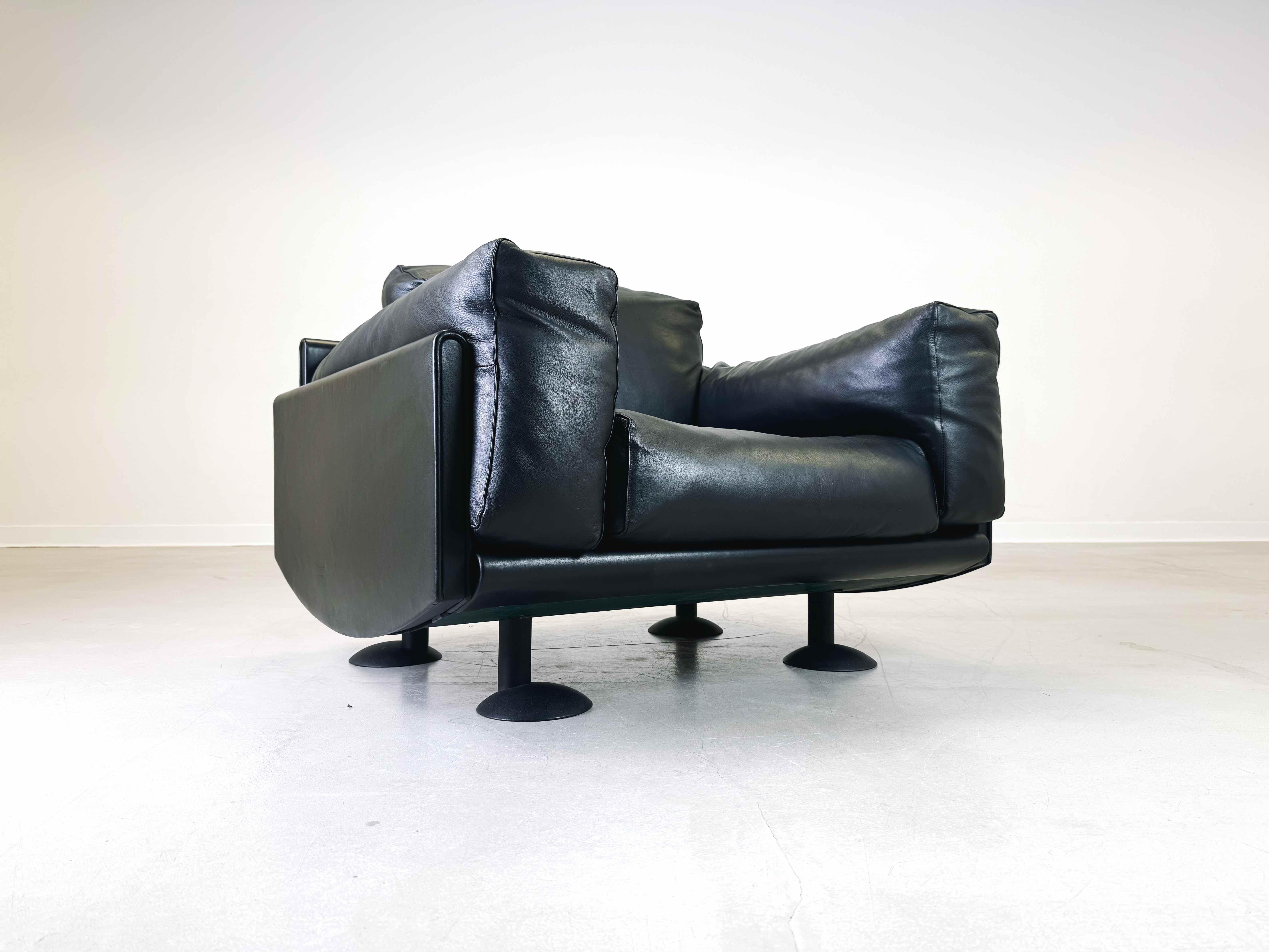 Post-Modern Original Meritalia armchair Afra & Tobia Scarpa leather black 1980s