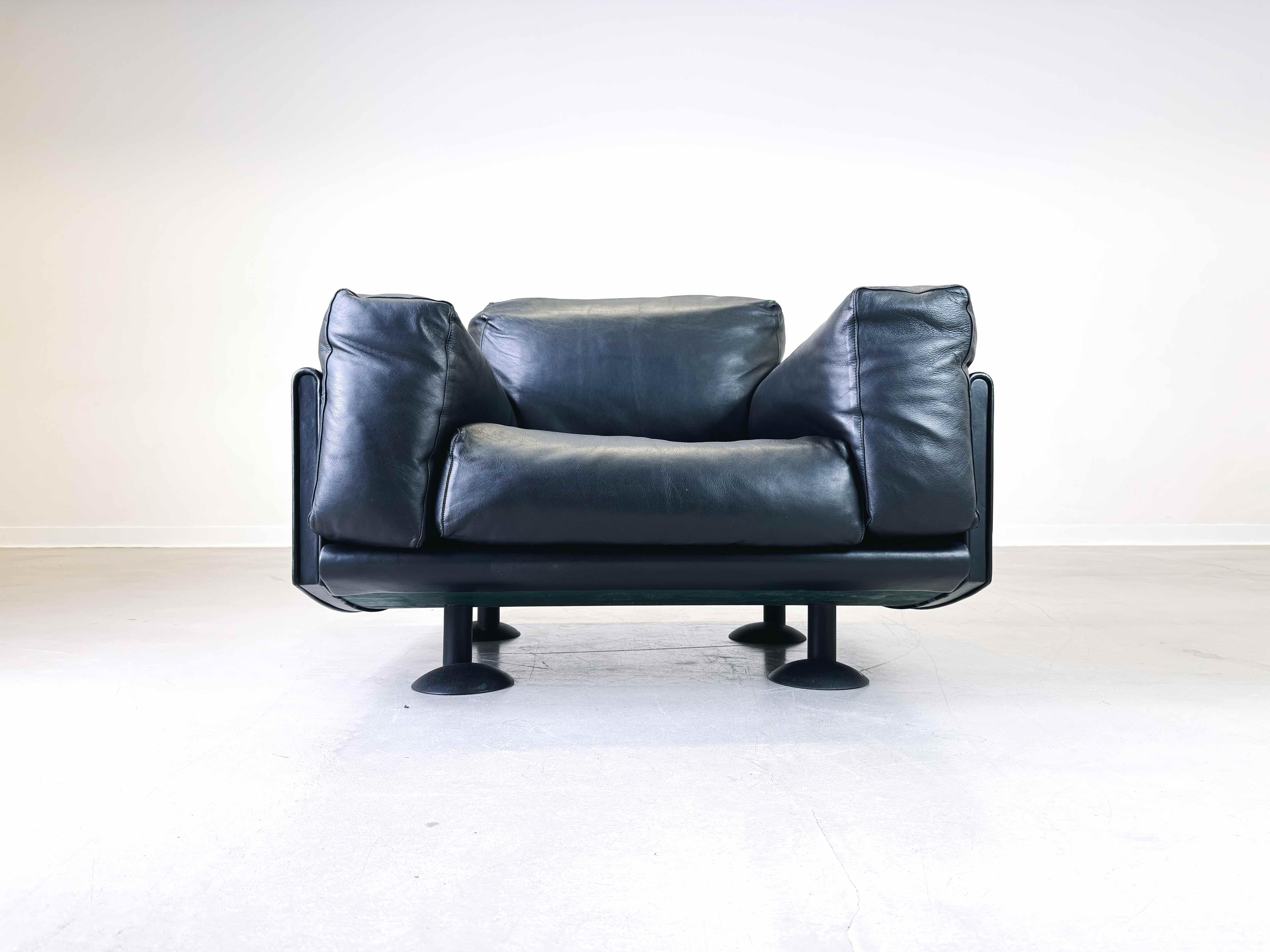 Italian Original Meritalia armchair Afra & Tobia Scarpa leather black 1980s