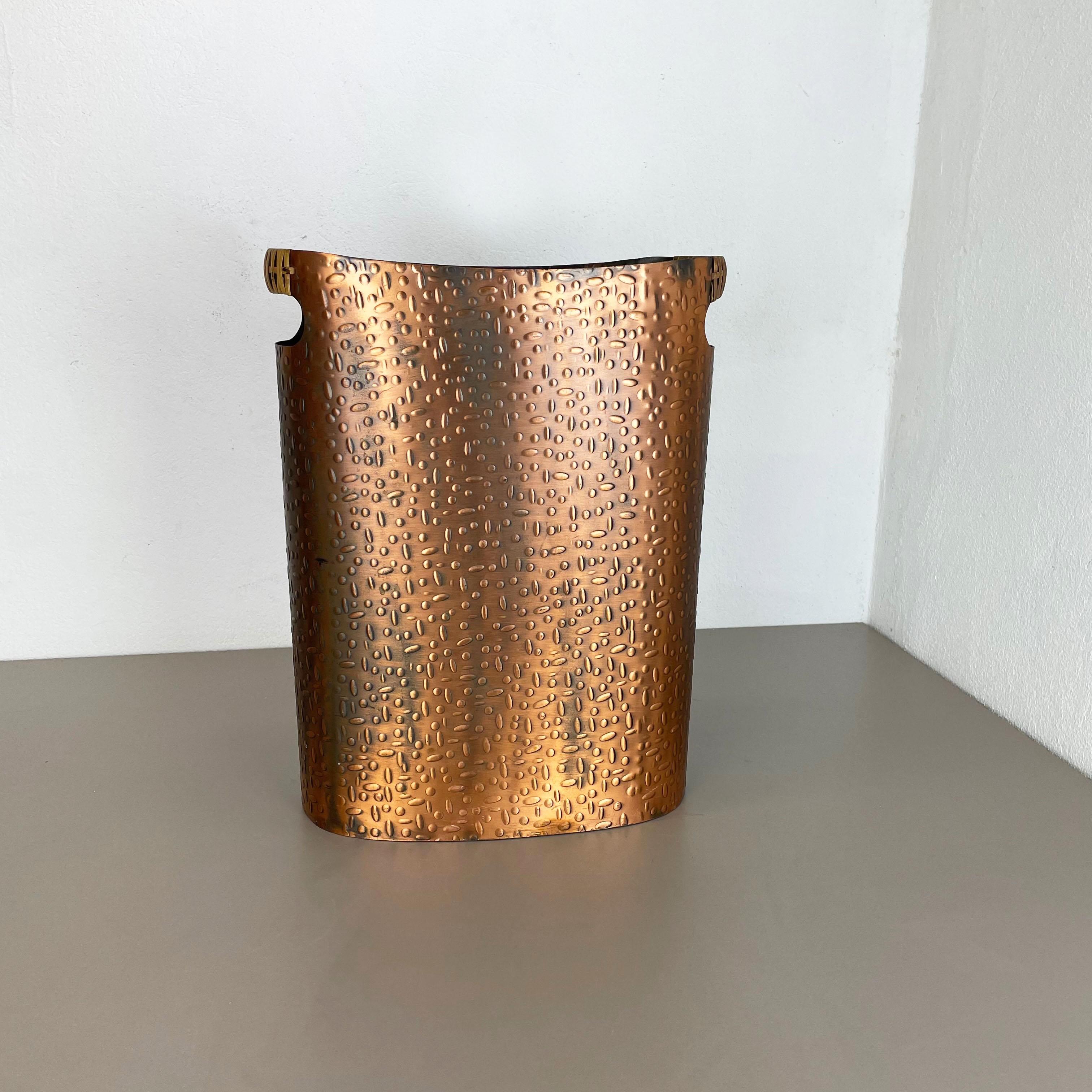 Bauhaus Original Metal Copper and Rattan Hollywood Regency Umbrella Stand Germany, 1950s For Sale