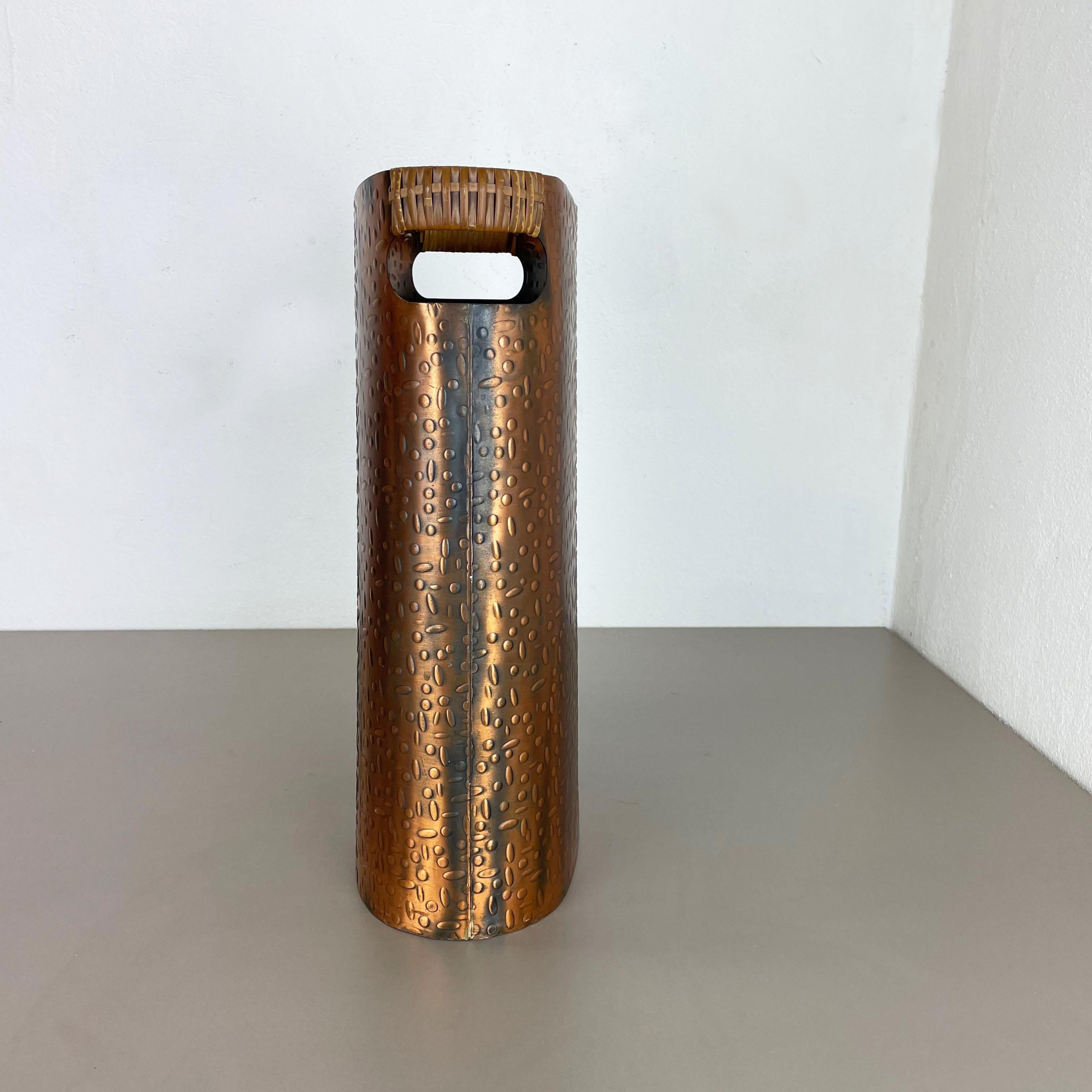 Original Metal Copper and Rattan Hollywood Regency Umbrella Stand Germany, 1950s In Good Condition For Sale In Kirchlengern, DE