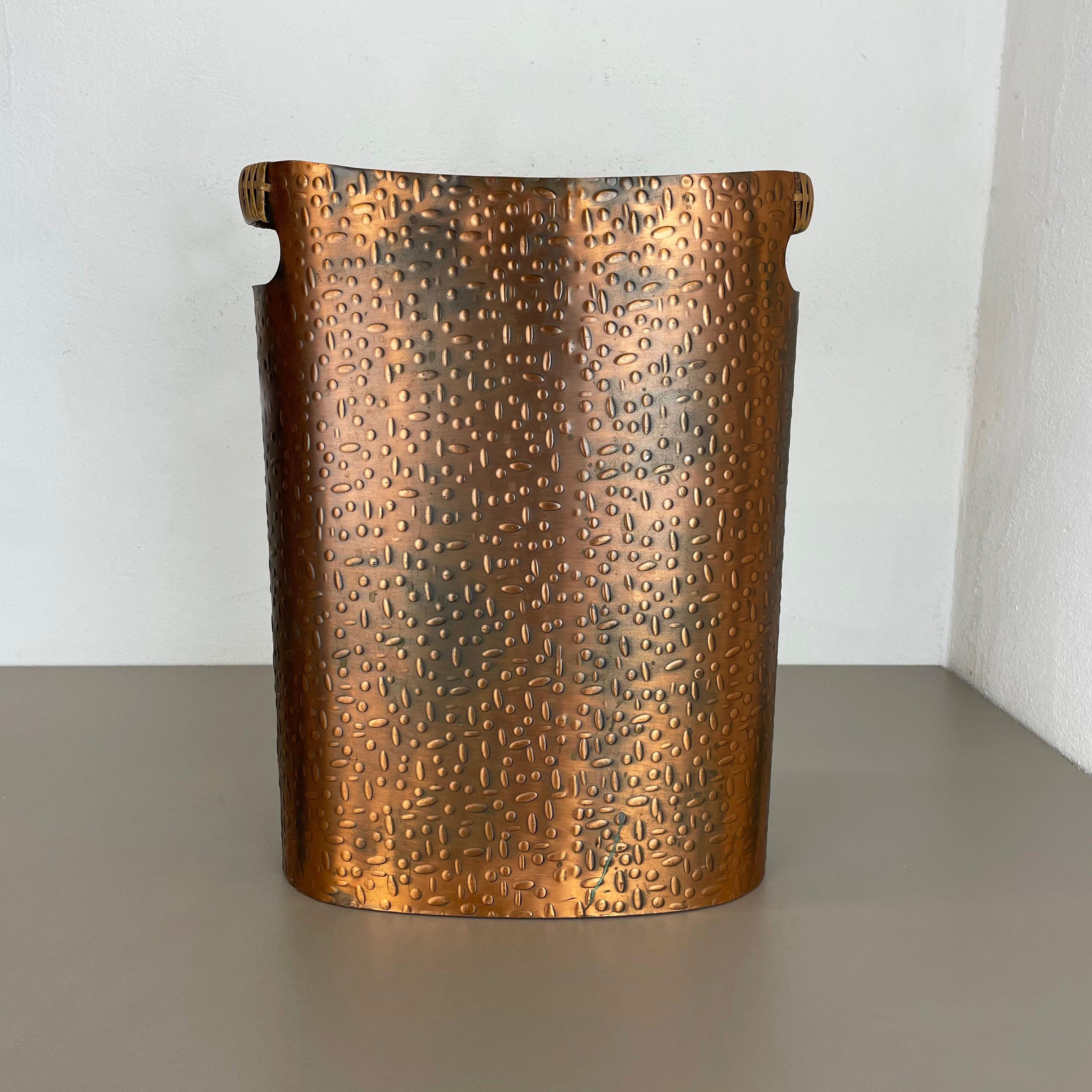 Original Metal Copper and Rattan Hollywood Regency Umbrella Stand Germany, 1950s For Sale 1