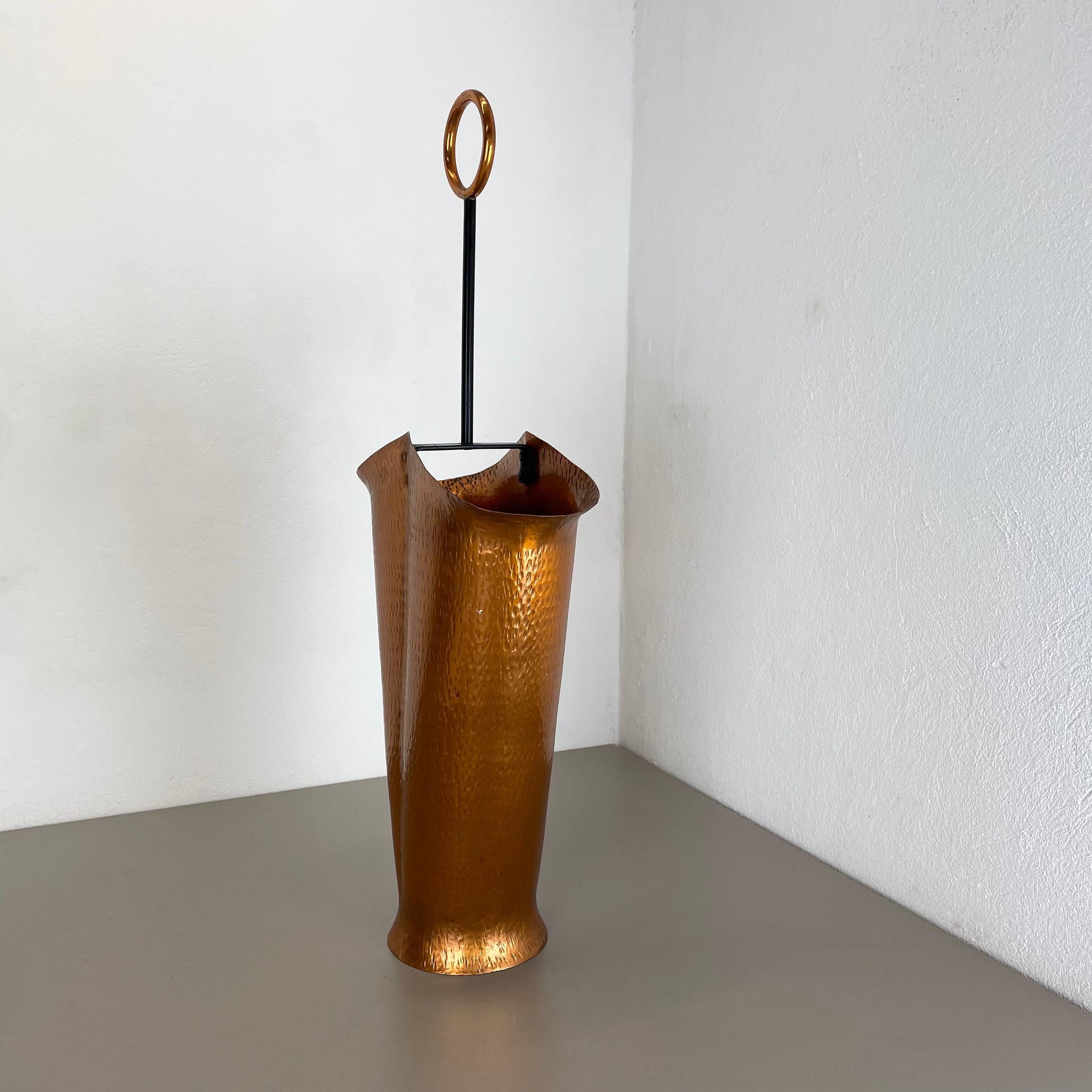 Original Metal Copper Brutalist Hollywood Regency Umbrella Stand Germany, 1970s For Sale 7