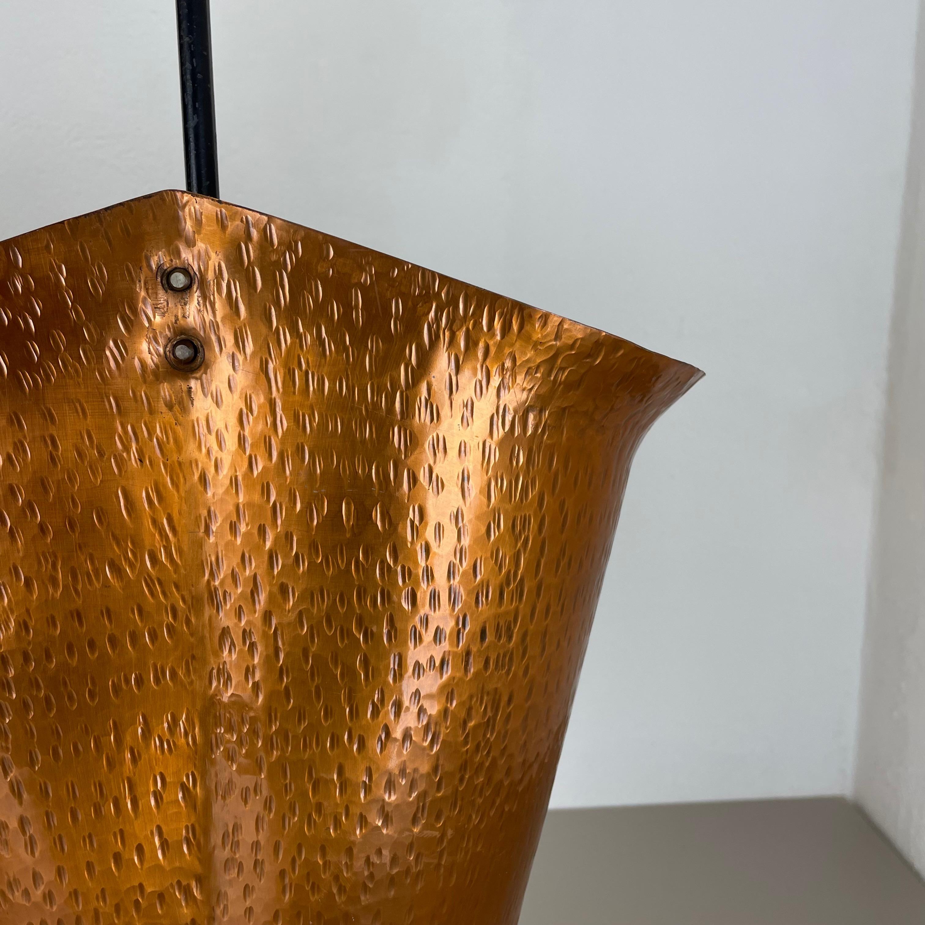 20th Century Original Metal Copper Brutalist Hollywood Regency Umbrella Stand Germany, 1970s For Sale