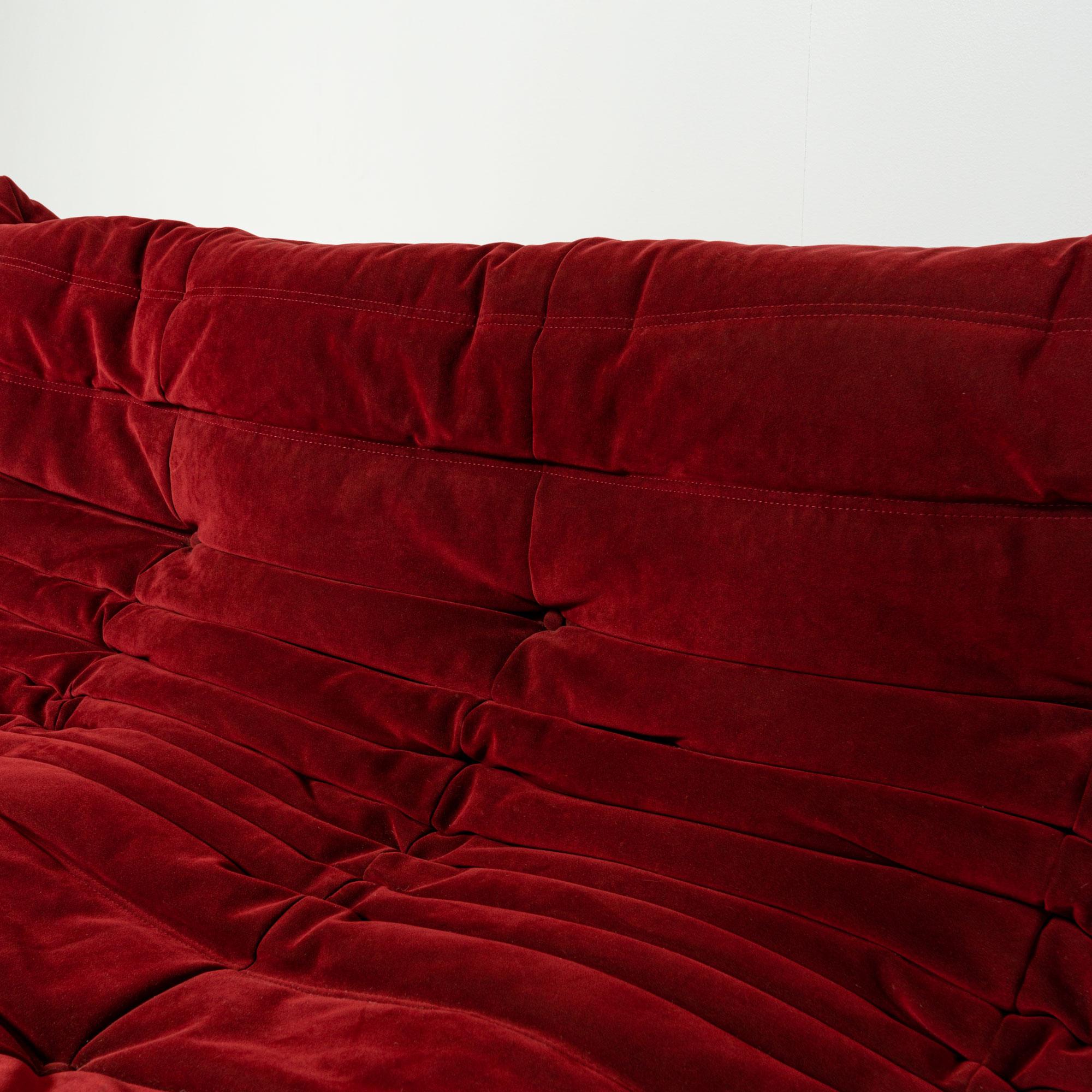 Other Original Michel Ducaroys Togo Sectional 4 pieces in Bordeaux Red Alcantara