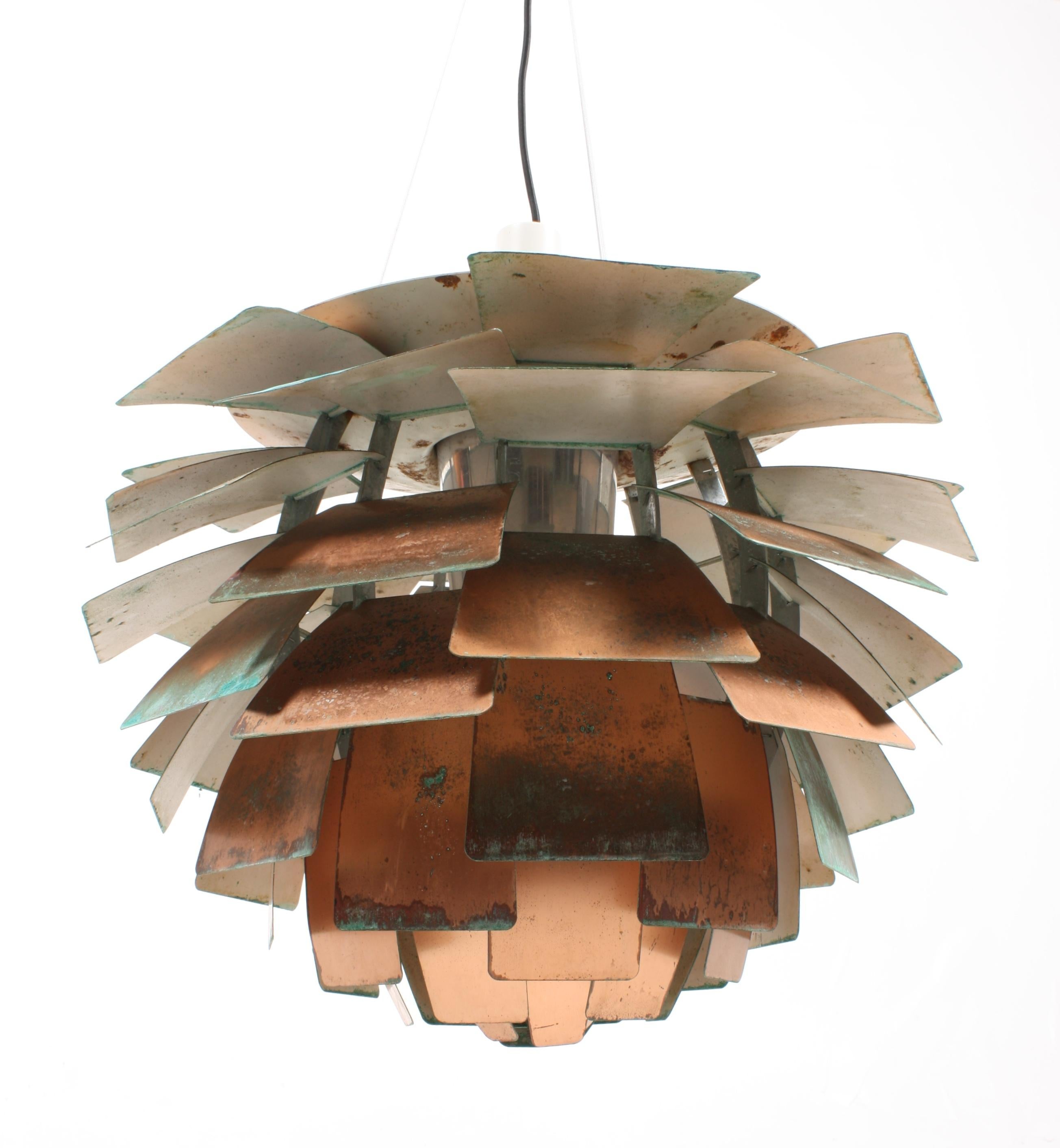 Lampe à suspension artichaut originale du milieu du siècle dernier en cuivre patiné État moyen à Lejre, DK