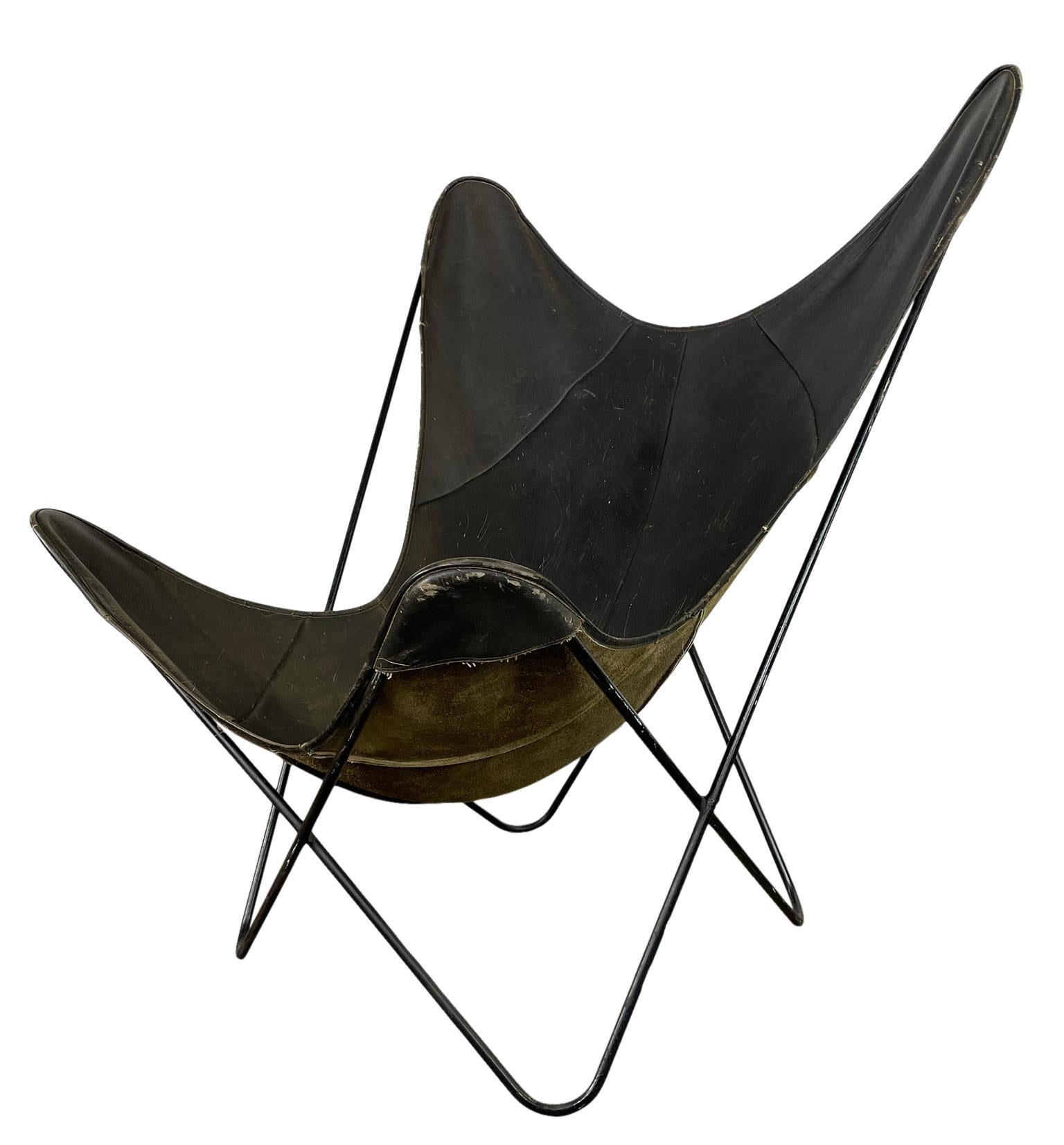 American Original Mid-Century Black Iron Leather Butterfly Chair Beautiful Patina For Sale