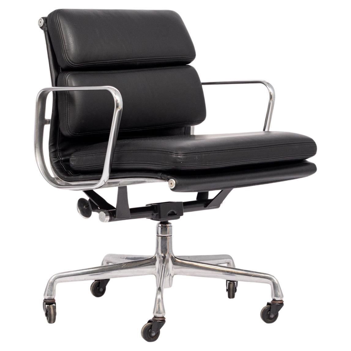 Original Mid Century Black Leather Office Chair by Eames for Herman Miller