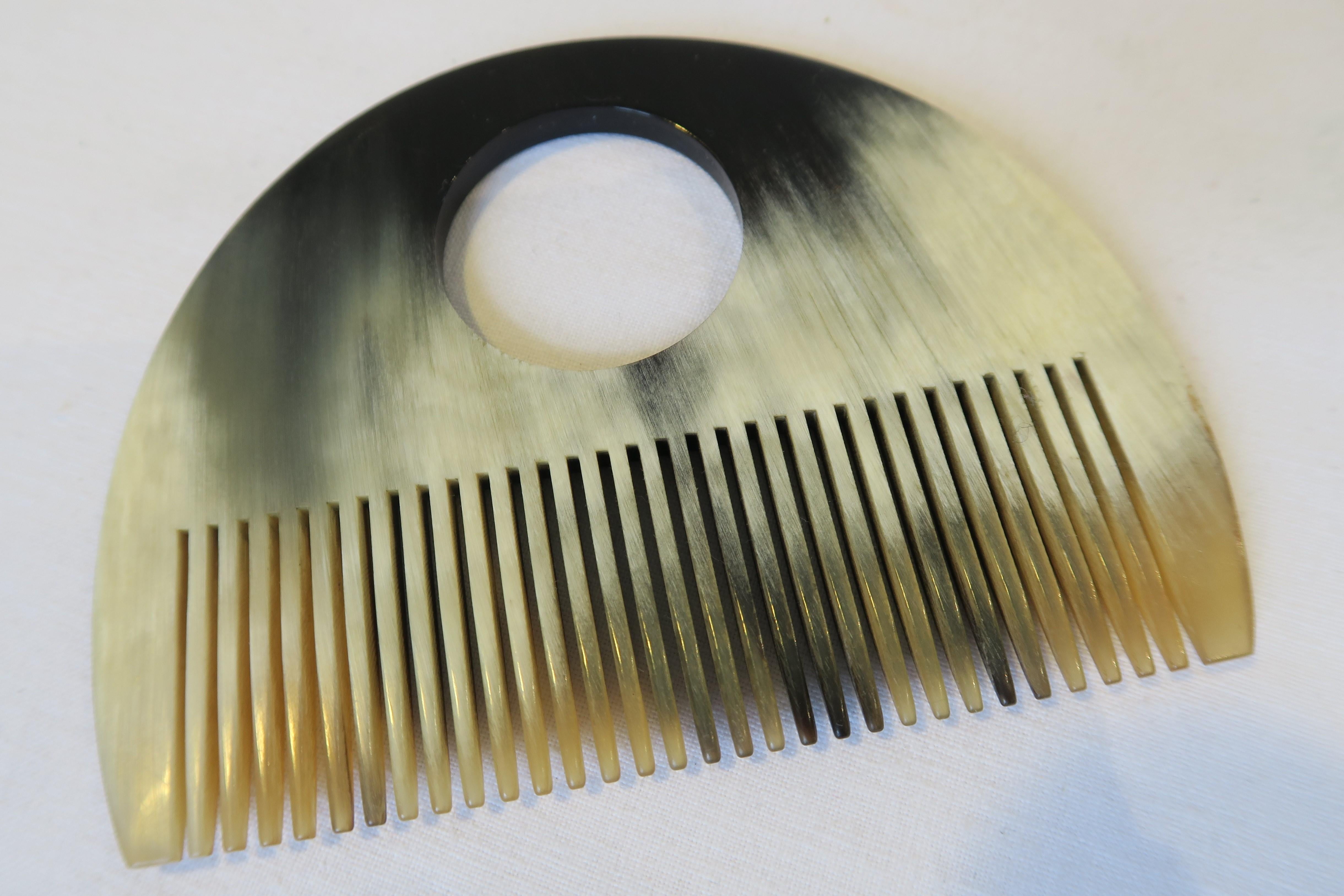 Hand-Crafted Original Midcentury Carl Auböck Comb Made from Horn For Sale