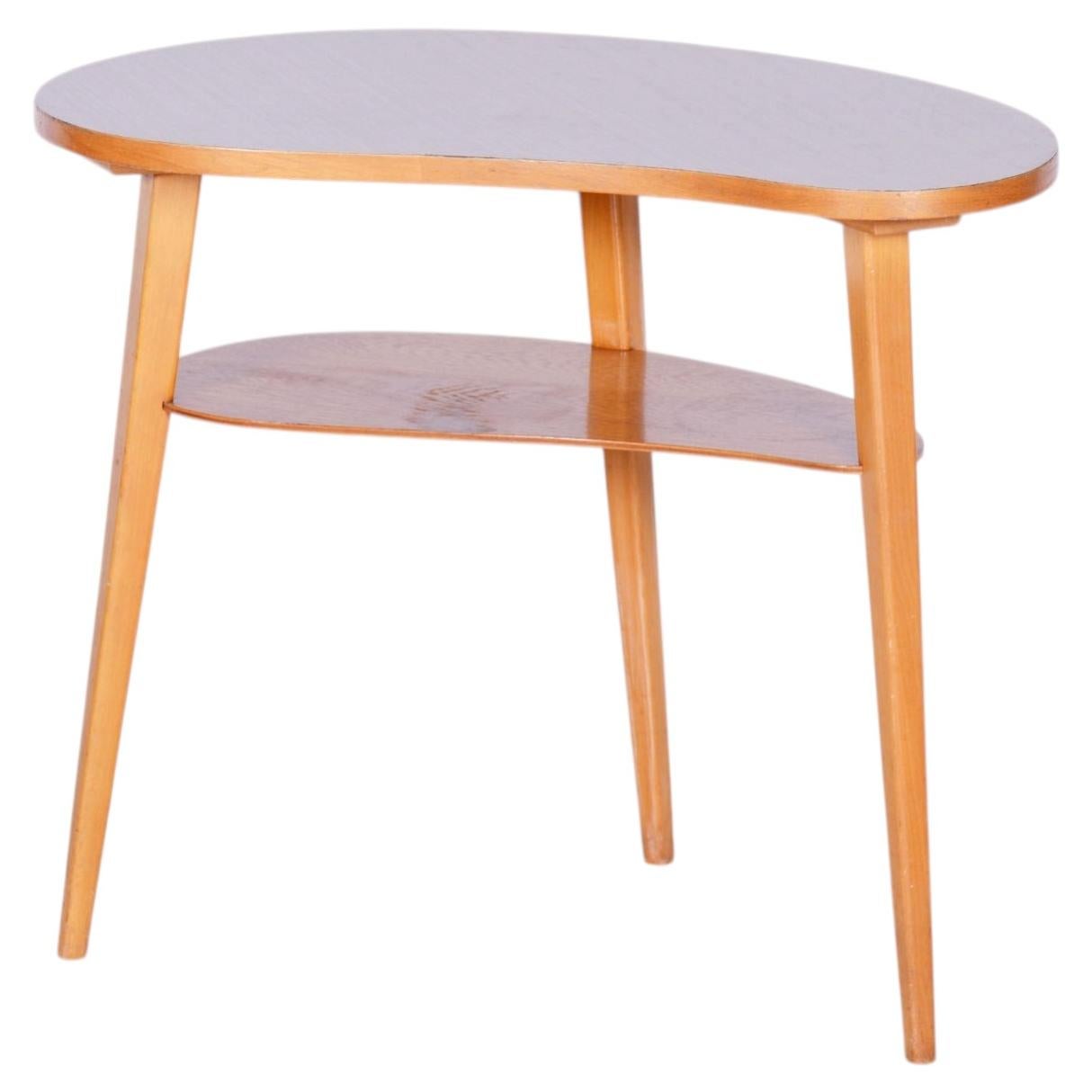 Mesa de centro original de mediados de siglo, de haya, en buen estado, checa, de los años 50 en venta