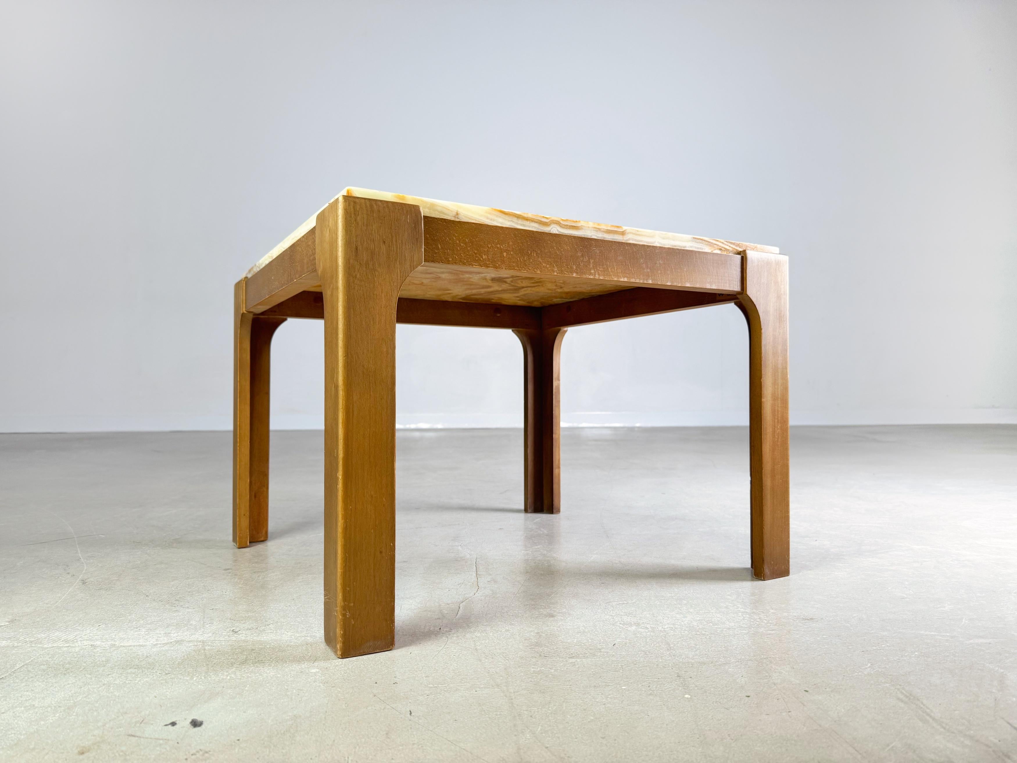 Fin du 20e siècle Original Mid Century Couchtisch Marmor Eiche Beistelltisch 1970er en vente