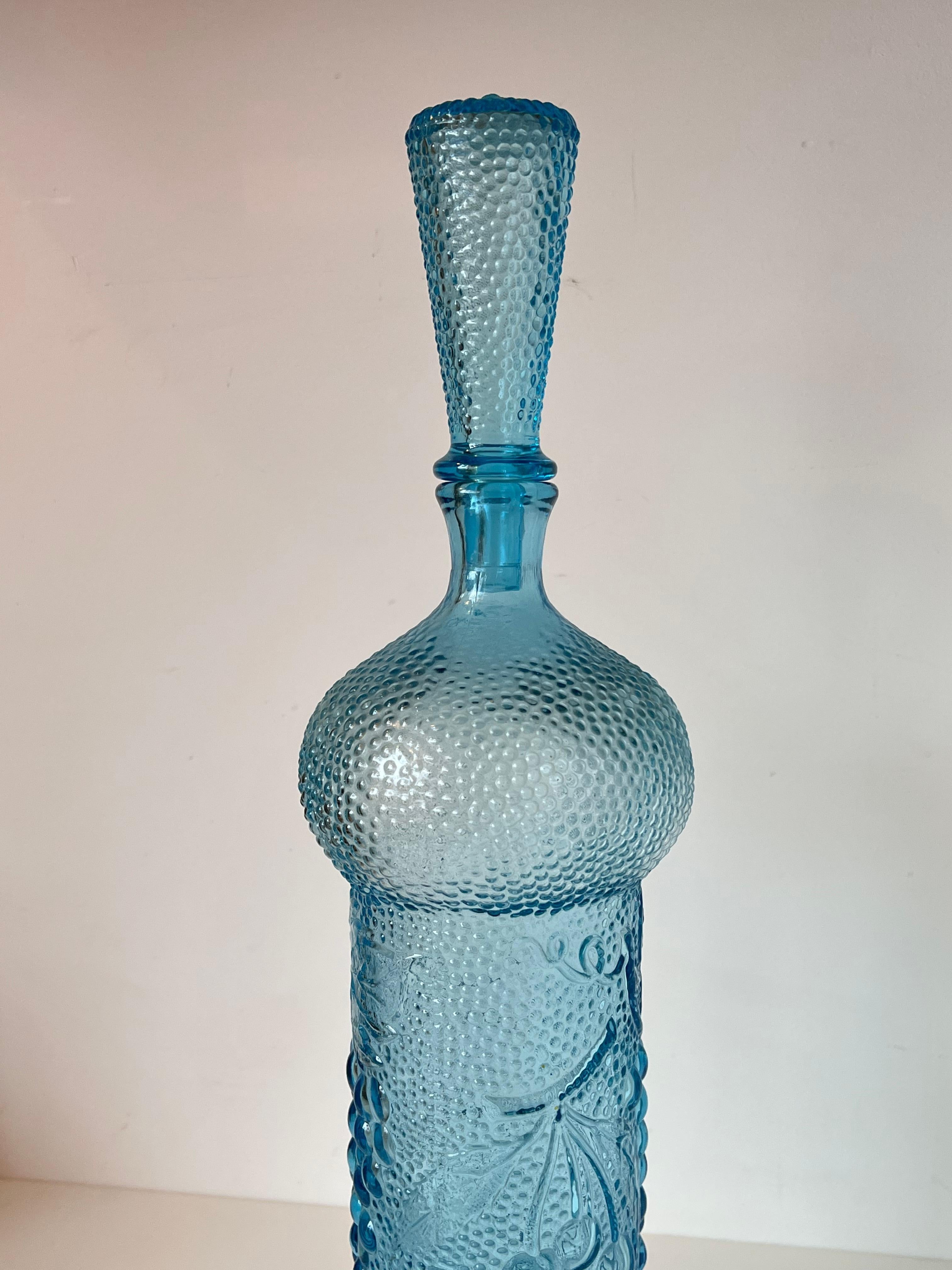 Original Mid-Century Empoli Glass Genie Decanter with Stopper In Excellent Condition For Sale In Bruxelles, BE