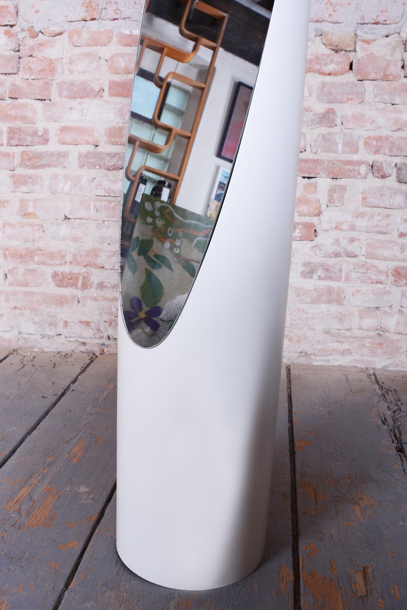 Original Mid-Century Floor Mirror, by Roger Lecal, Plastic, France, 1970s In Good Condition For Sale In Brandys nad Labem, Středočeský kraj