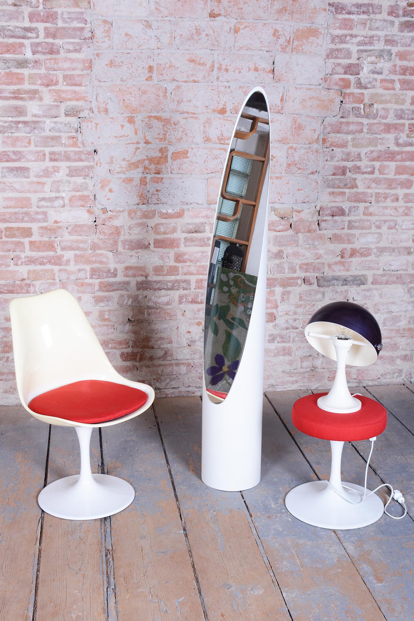 Original Mid-Century Floor Mirror, by Roger Lecal, Plastic, France, 1970s For Sale 2