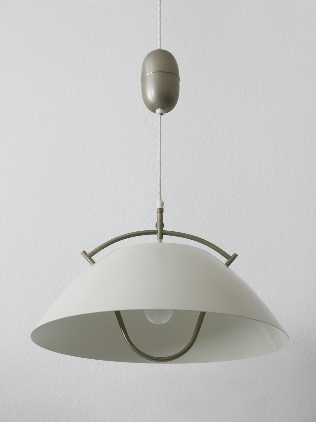 Lampada a sospensione originale del Medioevo JH 604 di Hans Wegner per Louis Poulsen, anni '60 in vendita 8