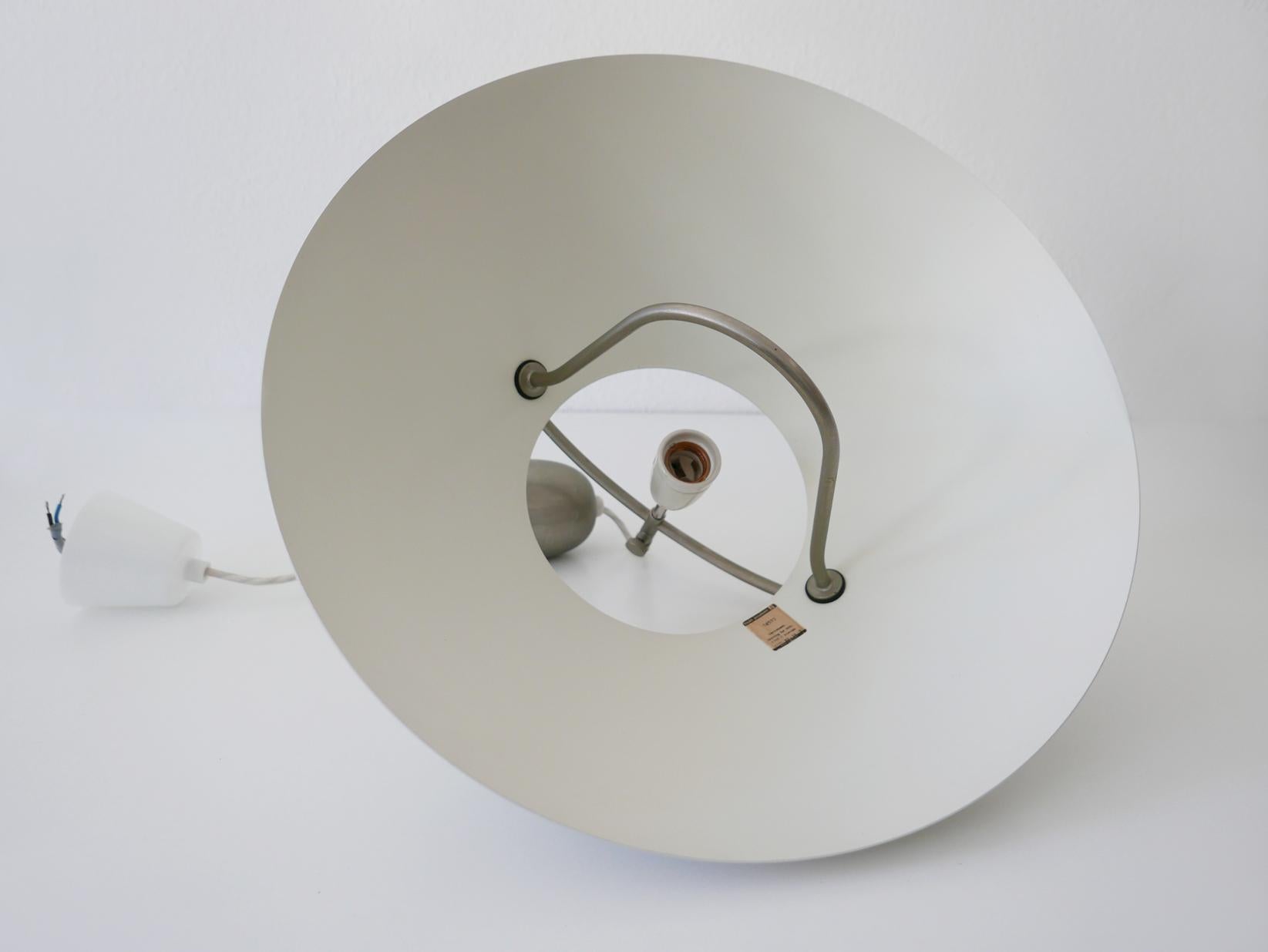 Original Midcentury JH 604 Pendant Lamp by Hans Wegner for Louis Poulsen, 1960s For Sale 8