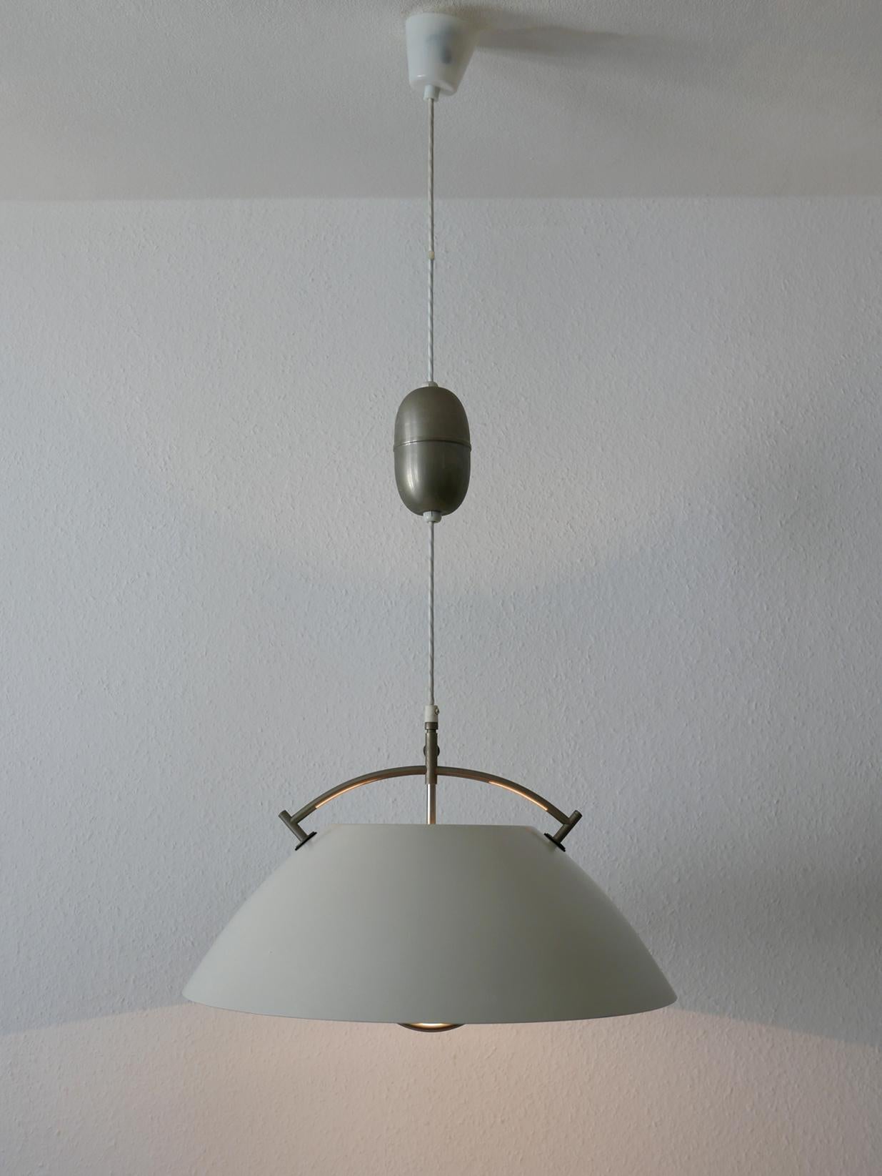 Danois Lampe à suspension JH 604 d'origine du milieu du siècle dernier par Hans Wegner pour Louis Poulsen, années 1960 en vente