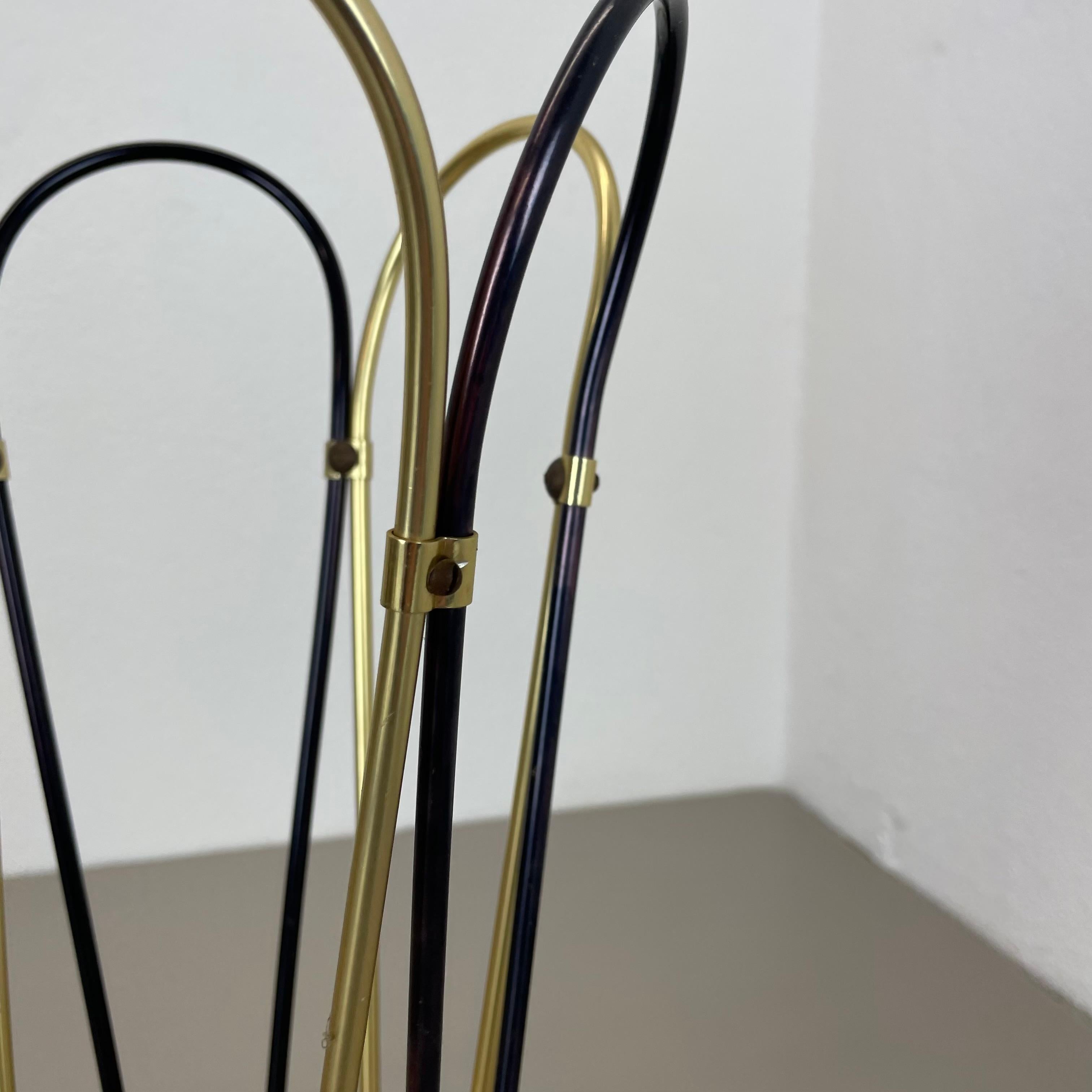 Original Mid-Century Metal Brass Modernist Bauhaus Umbrella Stand Germany, 1950s en vente 1