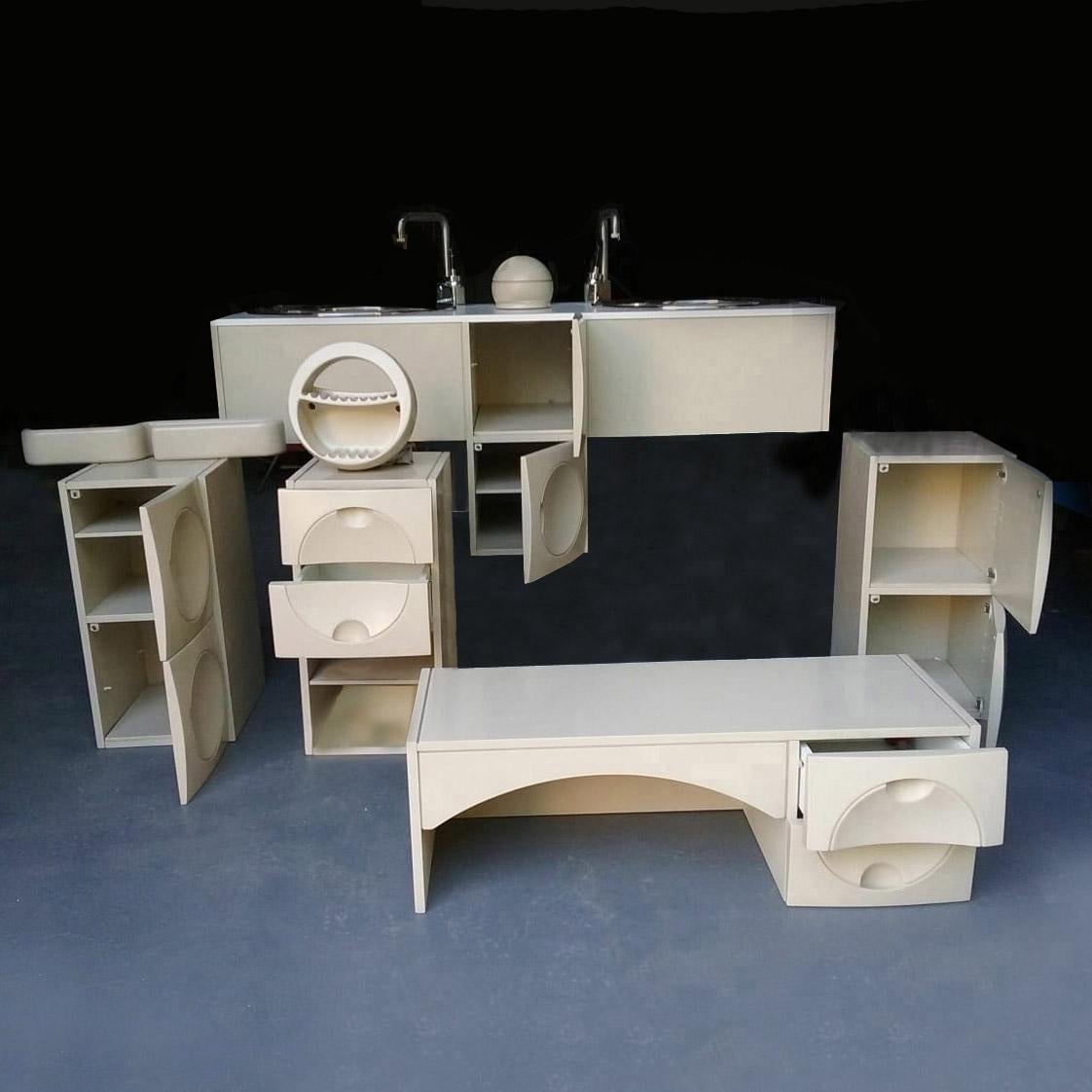Original Mid-Century Modern Bathroom Interior Furniture Vanity Set, Italy, 1970s For Sale 8