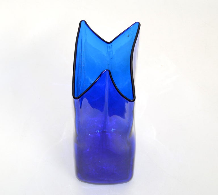 Original Mid-Century Modern Blue Hand Blown Art Glass Vase, Vessel Blenko, 1980 In Good Condition In Miami, FL