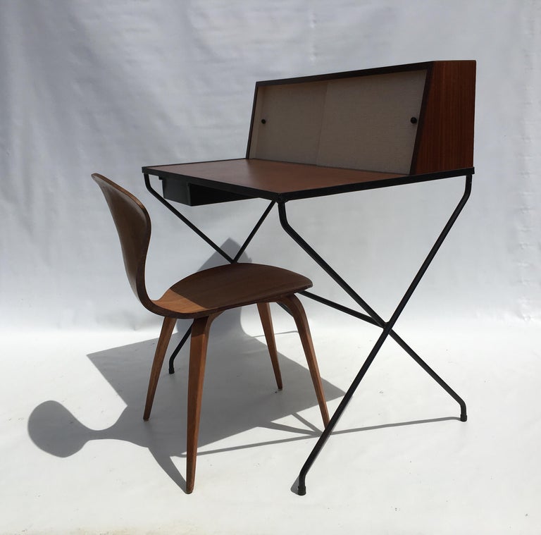 American Original Mid-Century Modern Desk For Sale