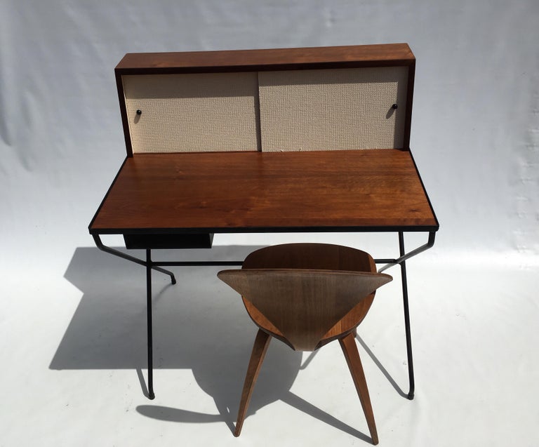 Mid-20th Century Original Mid-Century Modern Desk For Sale