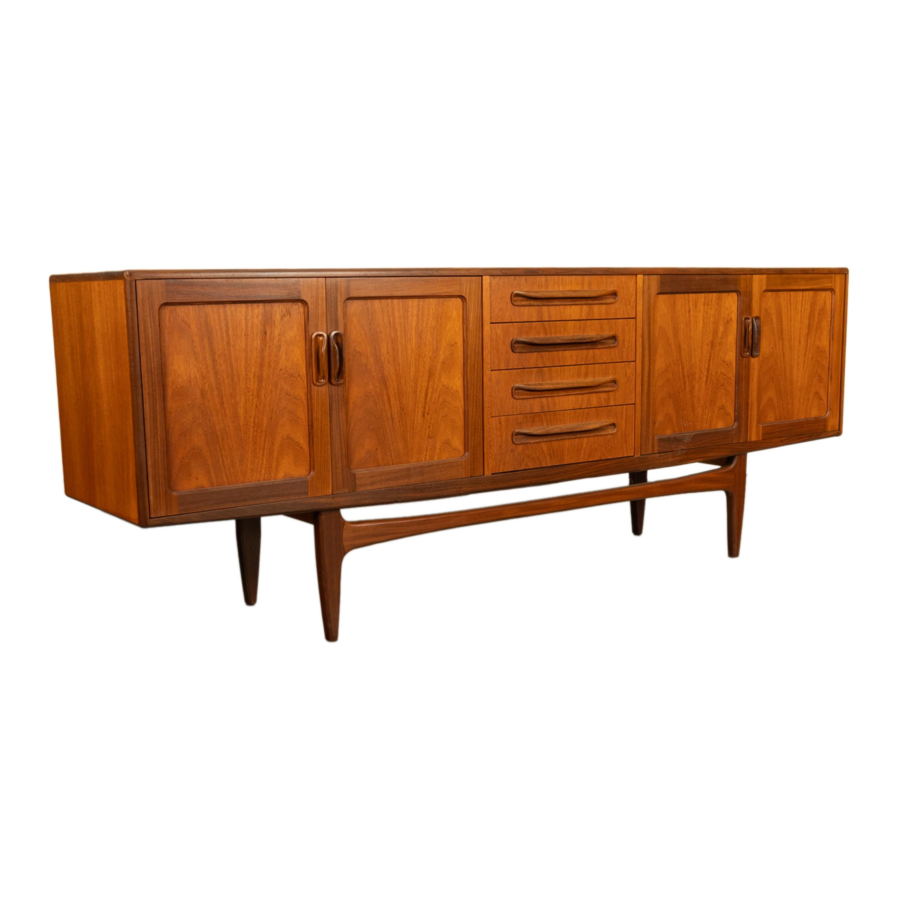 Original Mid Century Modern G Plan Teak Fresco Long 4 Door Drawer Credenza 1966 For Sale 9
