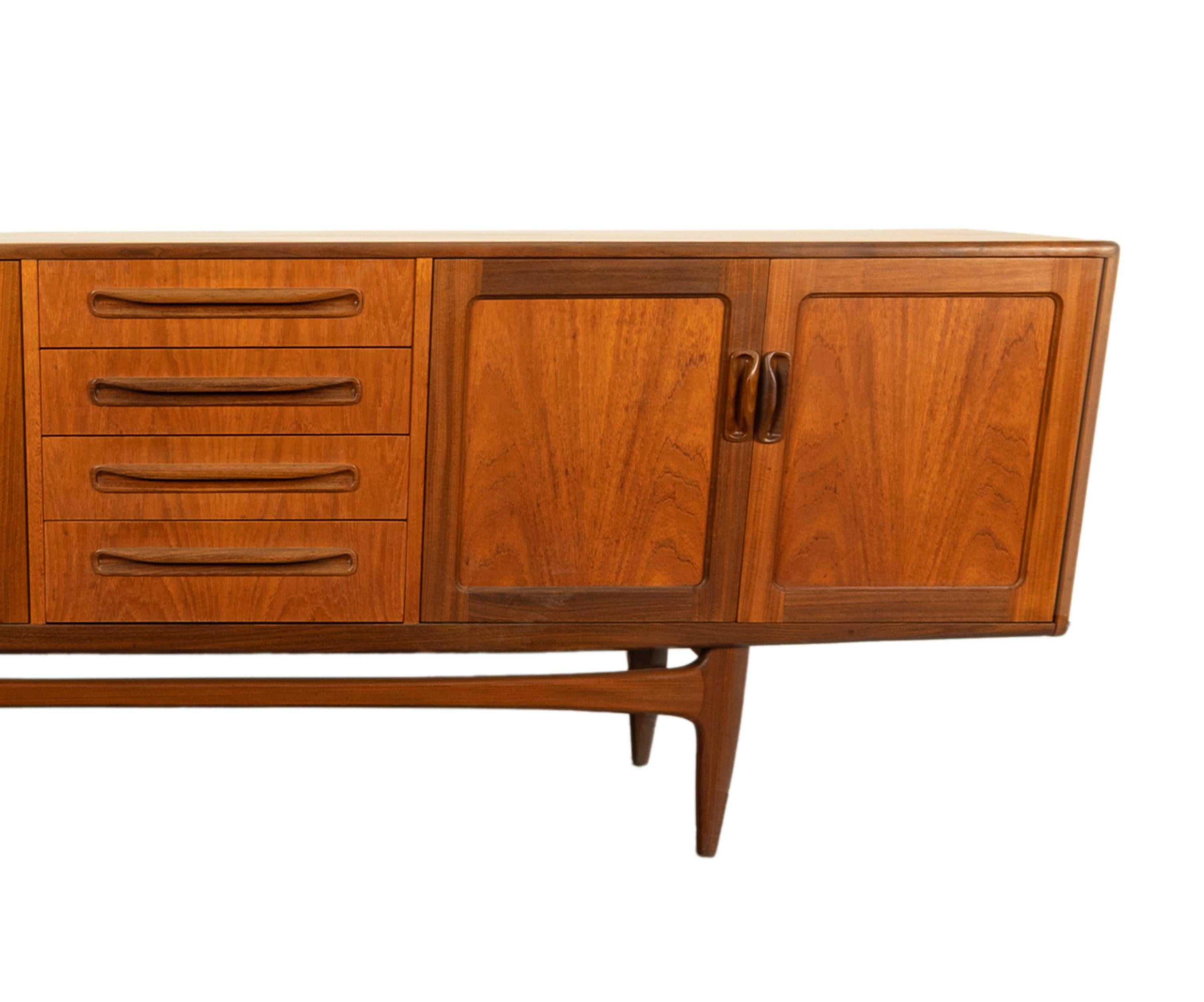 Original Mid Century Modern G Plan Teak Fresco Long 4 Door Drawer Credenza 1966 For Sale 11