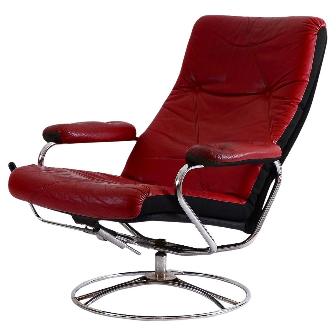 Woka Lamps Lounge Chairs