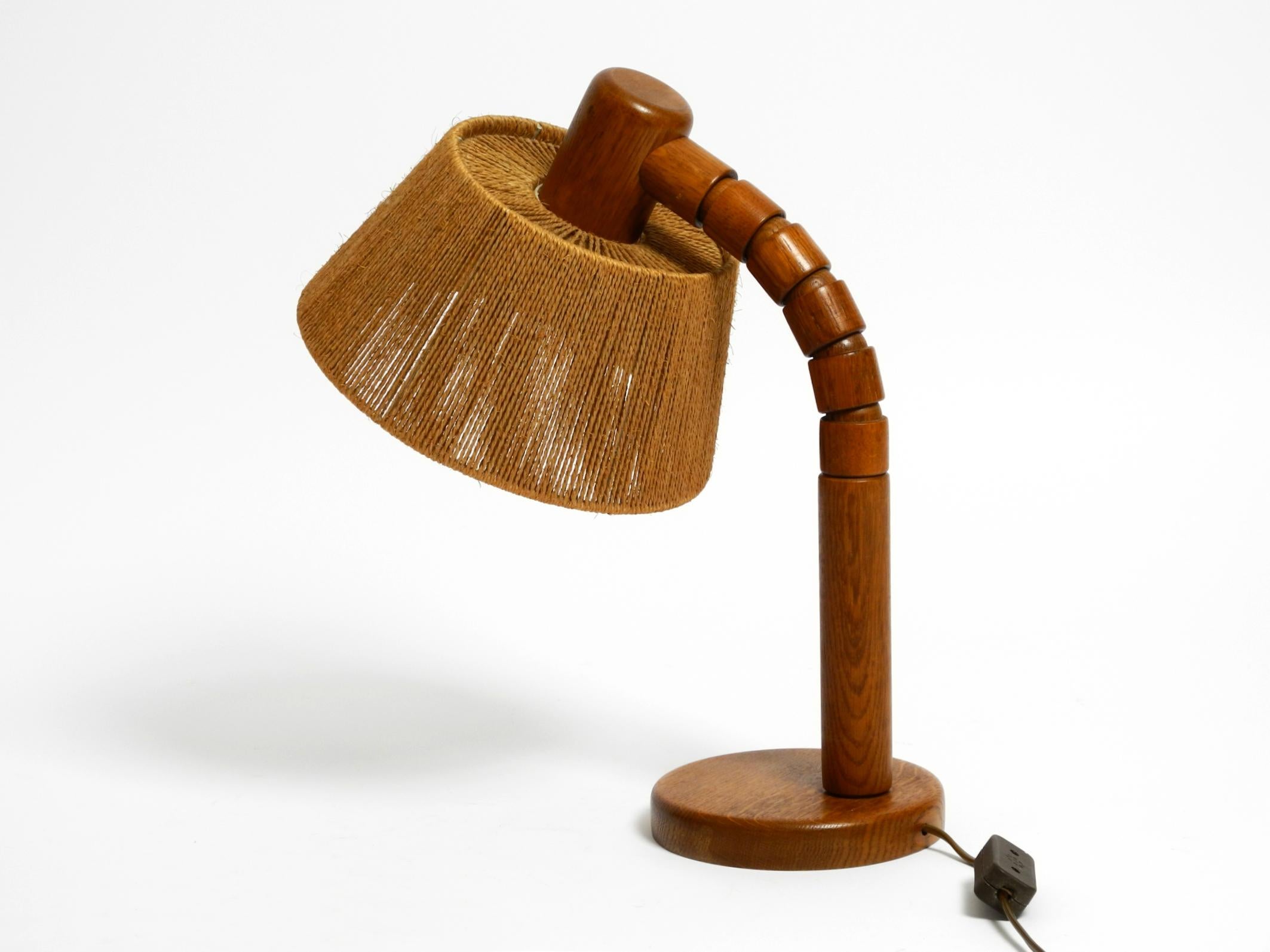 Original Mid Century Modern Temde table lamp made of oak with woven sisal shade In Good Condition In München, DE