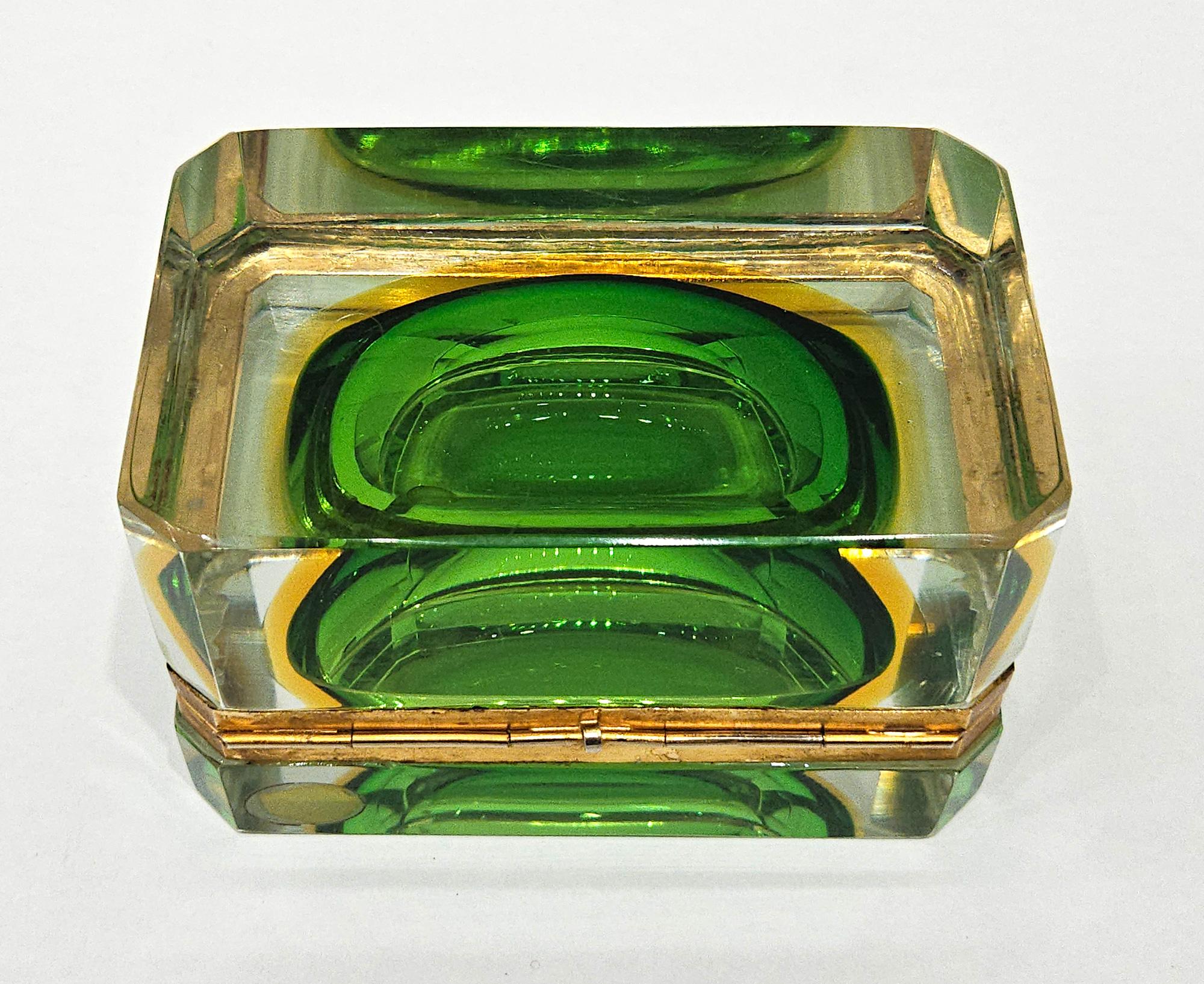 Original Mid Century Murano Glass Sommerso Box, Bucella Cristalli, Italy c. 1960 For Sale 10