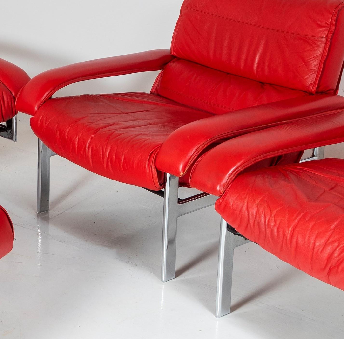 Original Mid Century Red Leather and Chrome Swivel and Armchair Set by Pieff For Sale 1