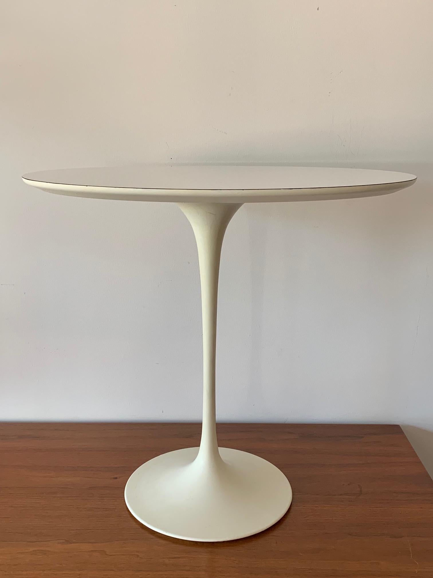 Original Midcentury Saarinen for Knoll Oval Tulip Pedestal Table 4