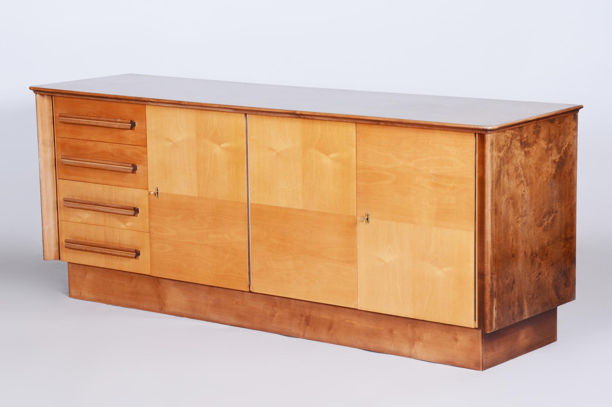 Original Mid-Century Sideboard, Maple, Well Preserved, Czech, 1950s For Sale 2