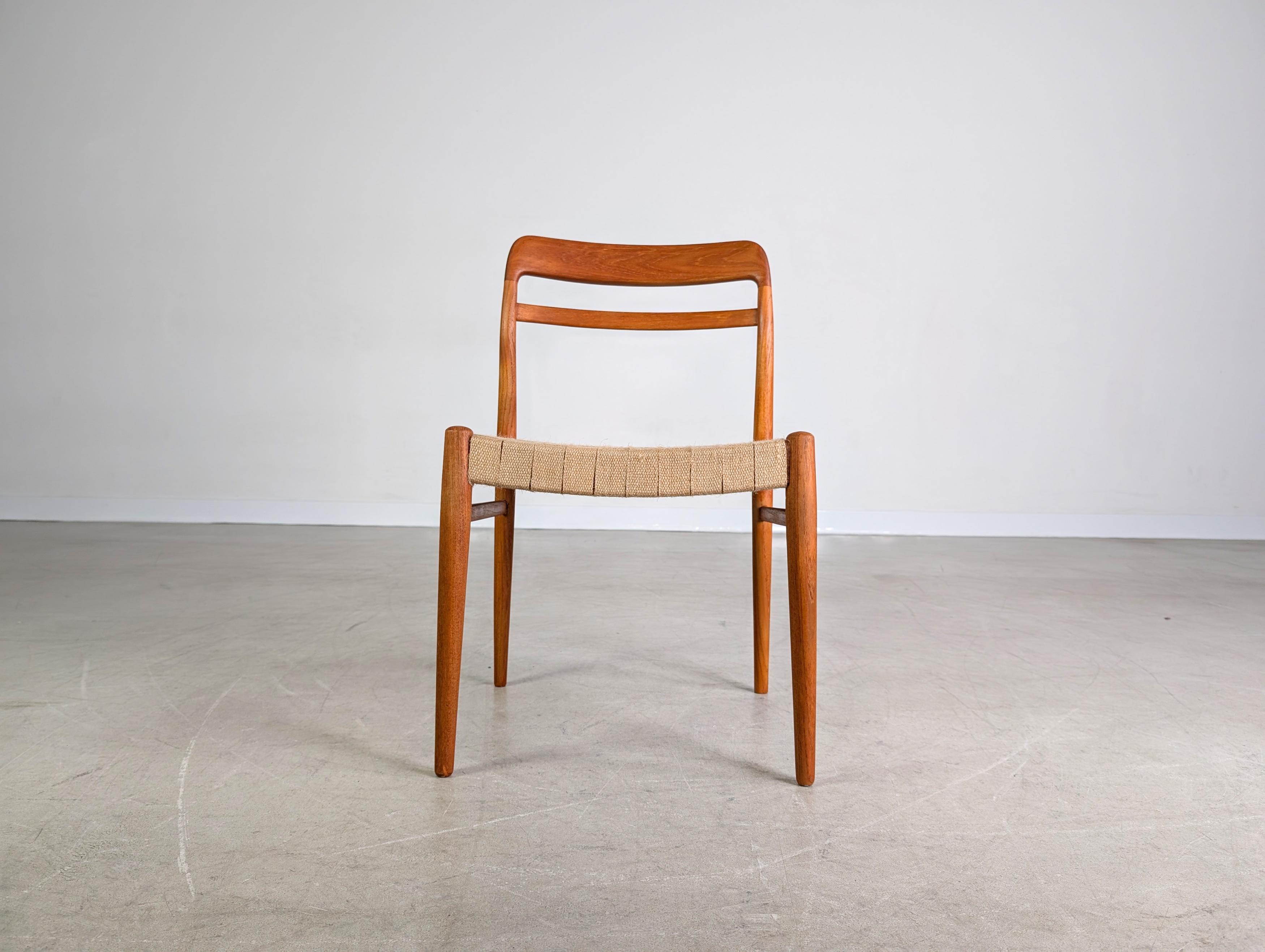 Mid-Century moderno Stuhl originale di metà secolo Gustav Bahus Alf Aarseth Vintage design in vendita