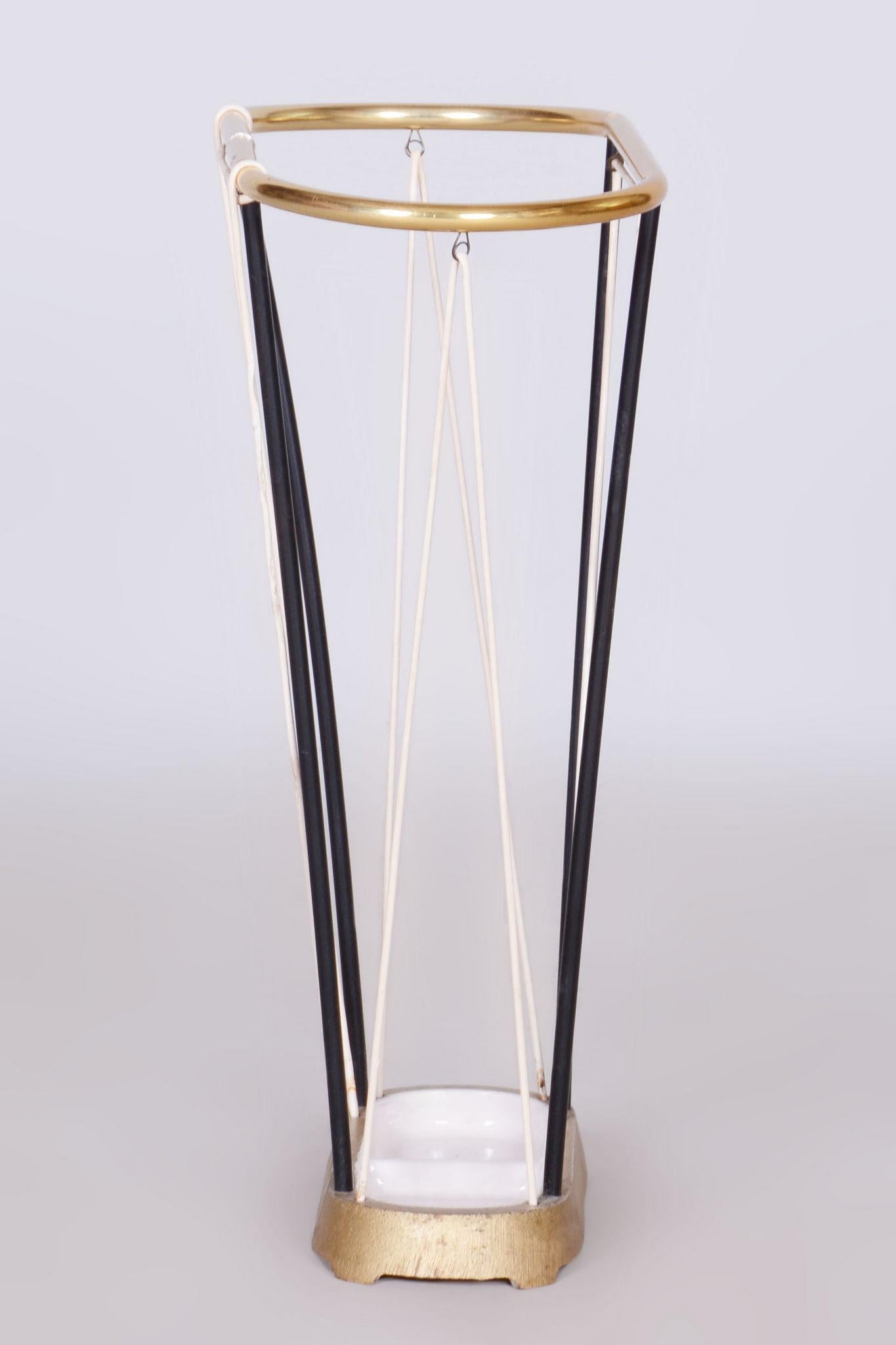 Métal Porte-parapluies original du milieu du siècle, métal, bien conservé, tchèque, années 1950 en vente