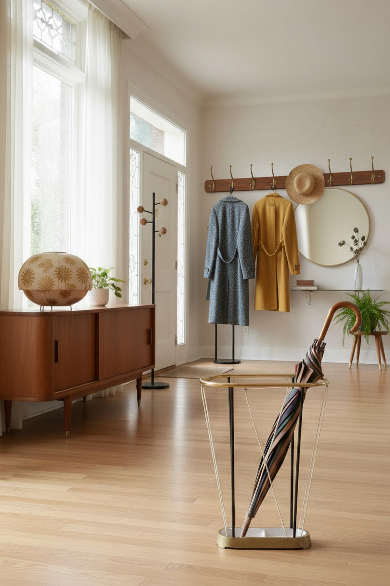 Porte-parapluies original du milieu du siècle, métal, bien conservé, tchèque, années 1950 en vente 1