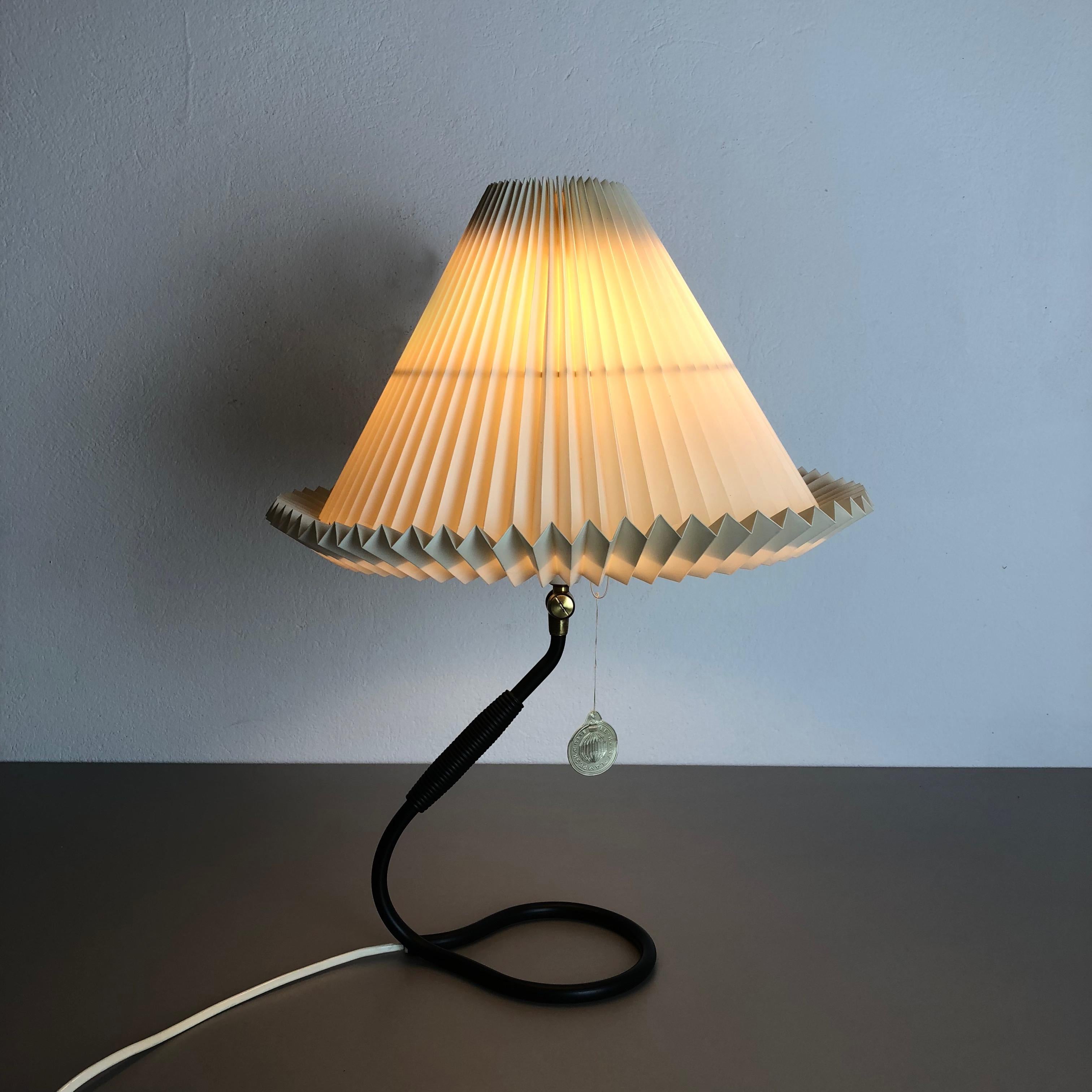 Original Midcentury 1960s Table Desktop Light, Kaare Klint for Le Klint, Denmark 10