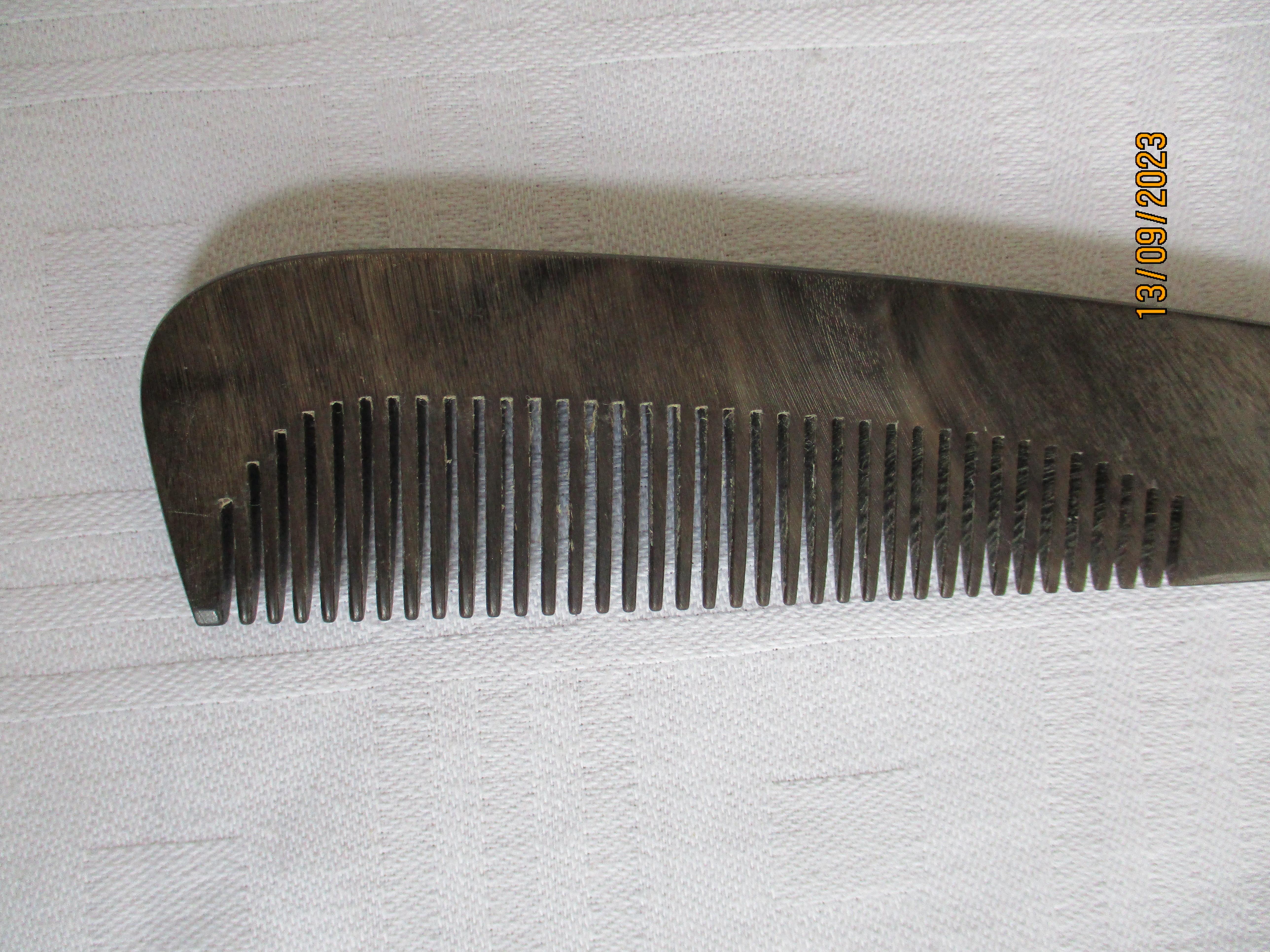 Mid-Century Modern Original Midcentury Auböck Comb Made from Horn For Sale