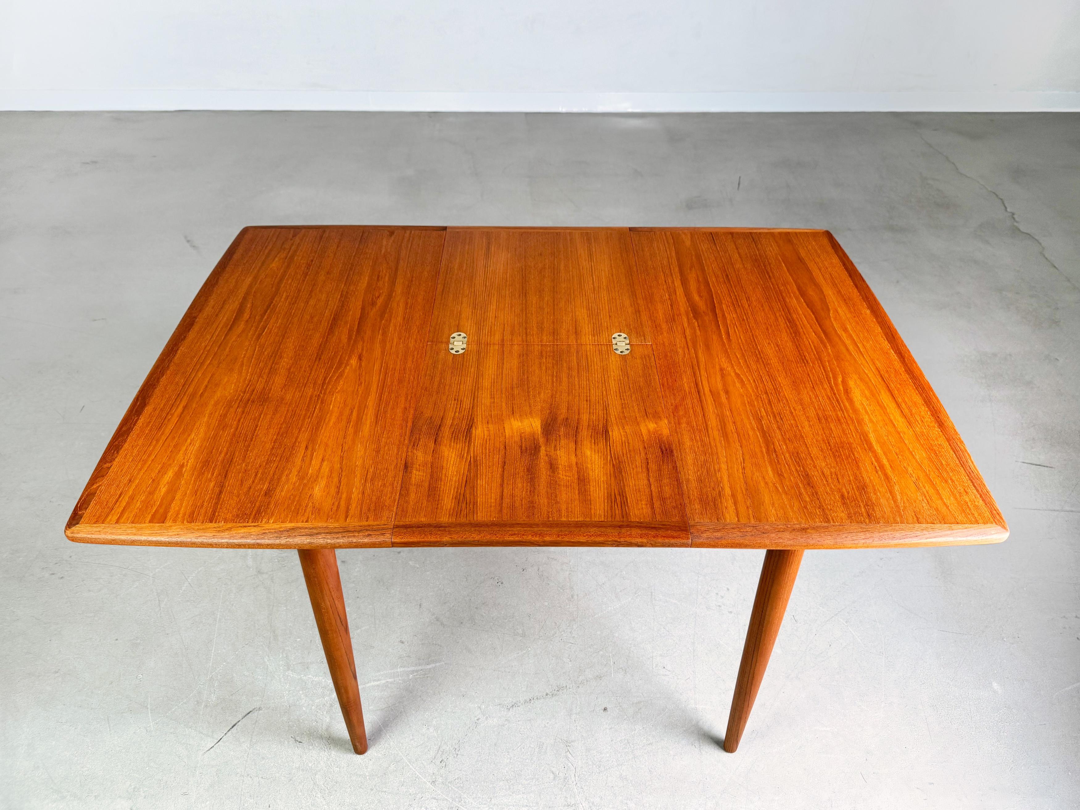 Original Midcentury Carlsson & Co Esstisch Teak Vintage ausziehbar État moyen - En vente à Berlin, DE