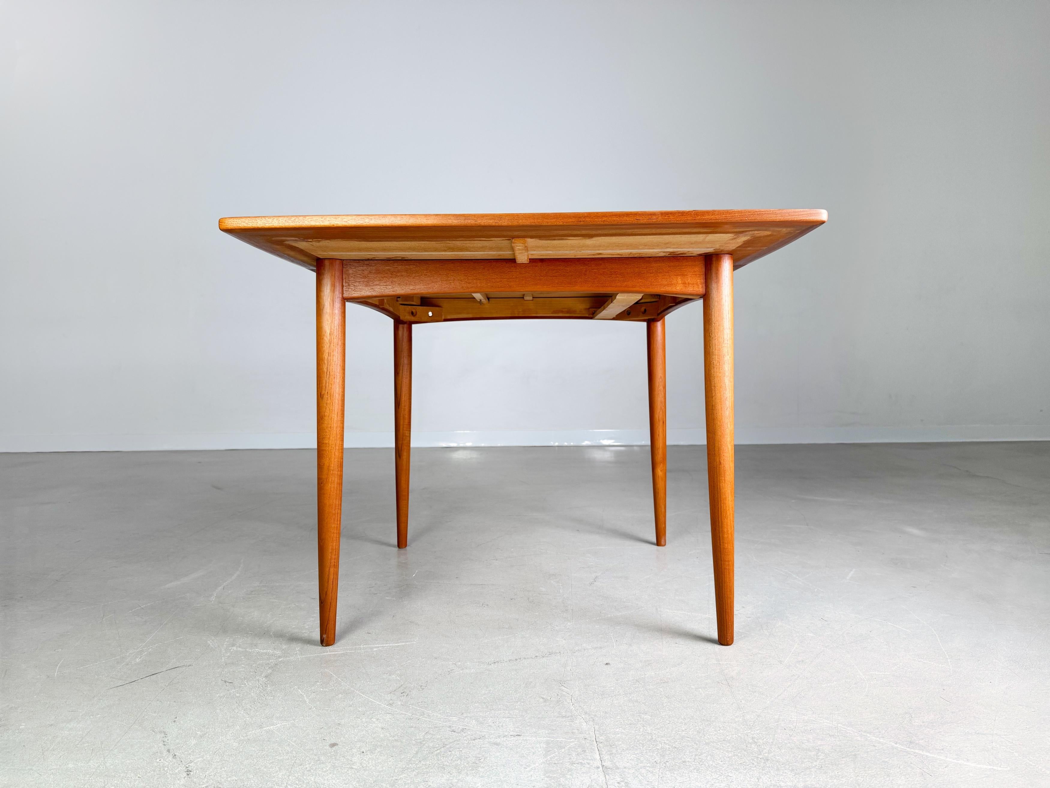 Milieu du XVIIe siècle Original Midcentury Carlsson & Co Esstisch Teak Vintage ausziehbar en vente